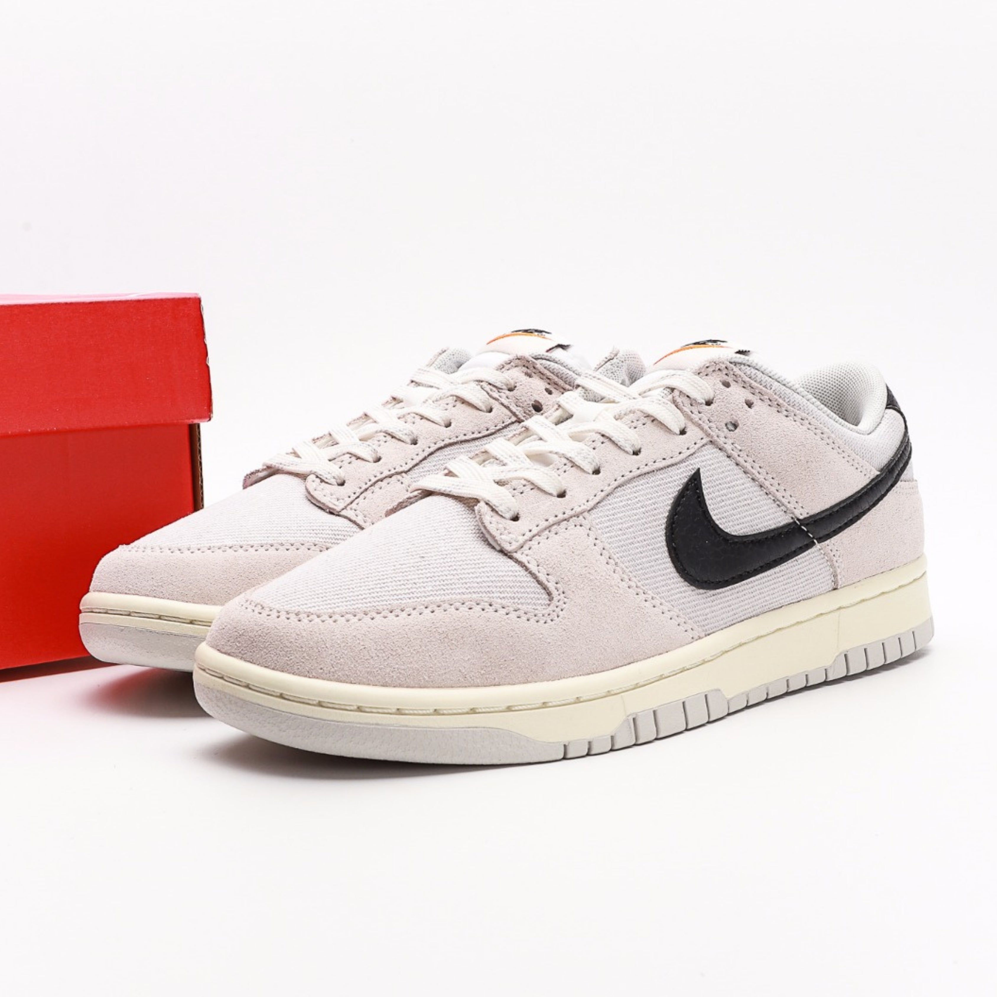 Nike Dunk Low Certified Fresh