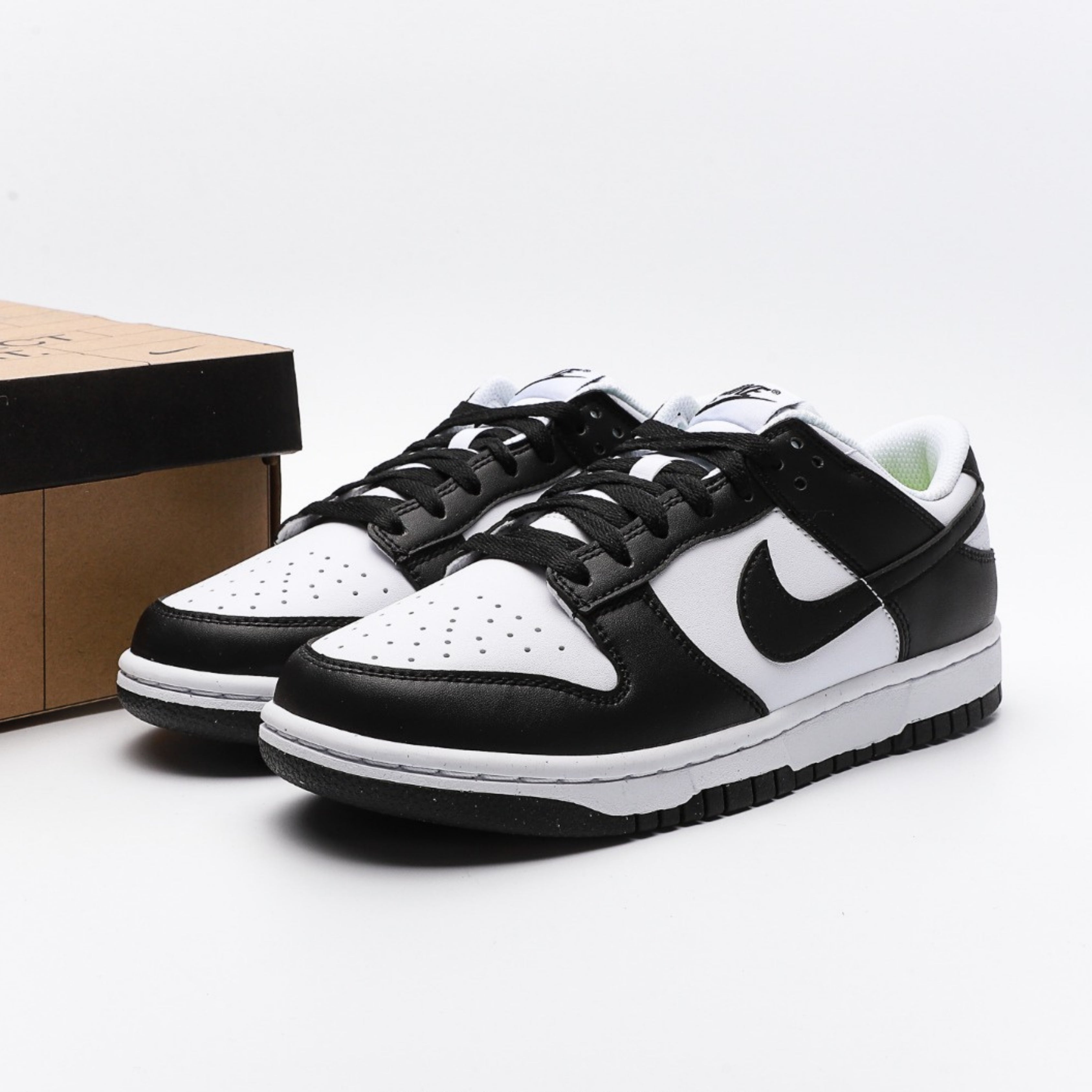 Nike Dunk Low Next Nature White Black