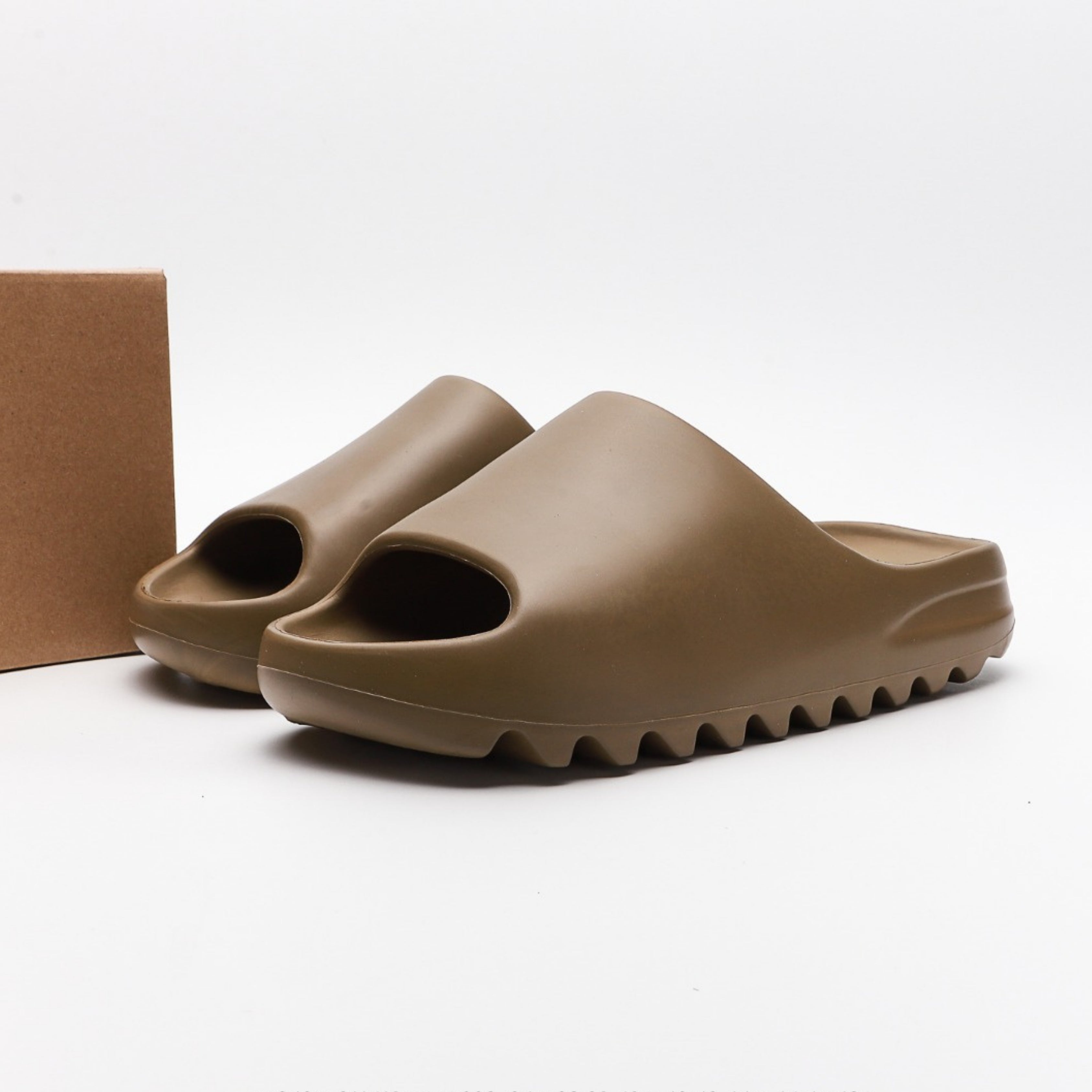adidas Yeezy Slide Earth Brown