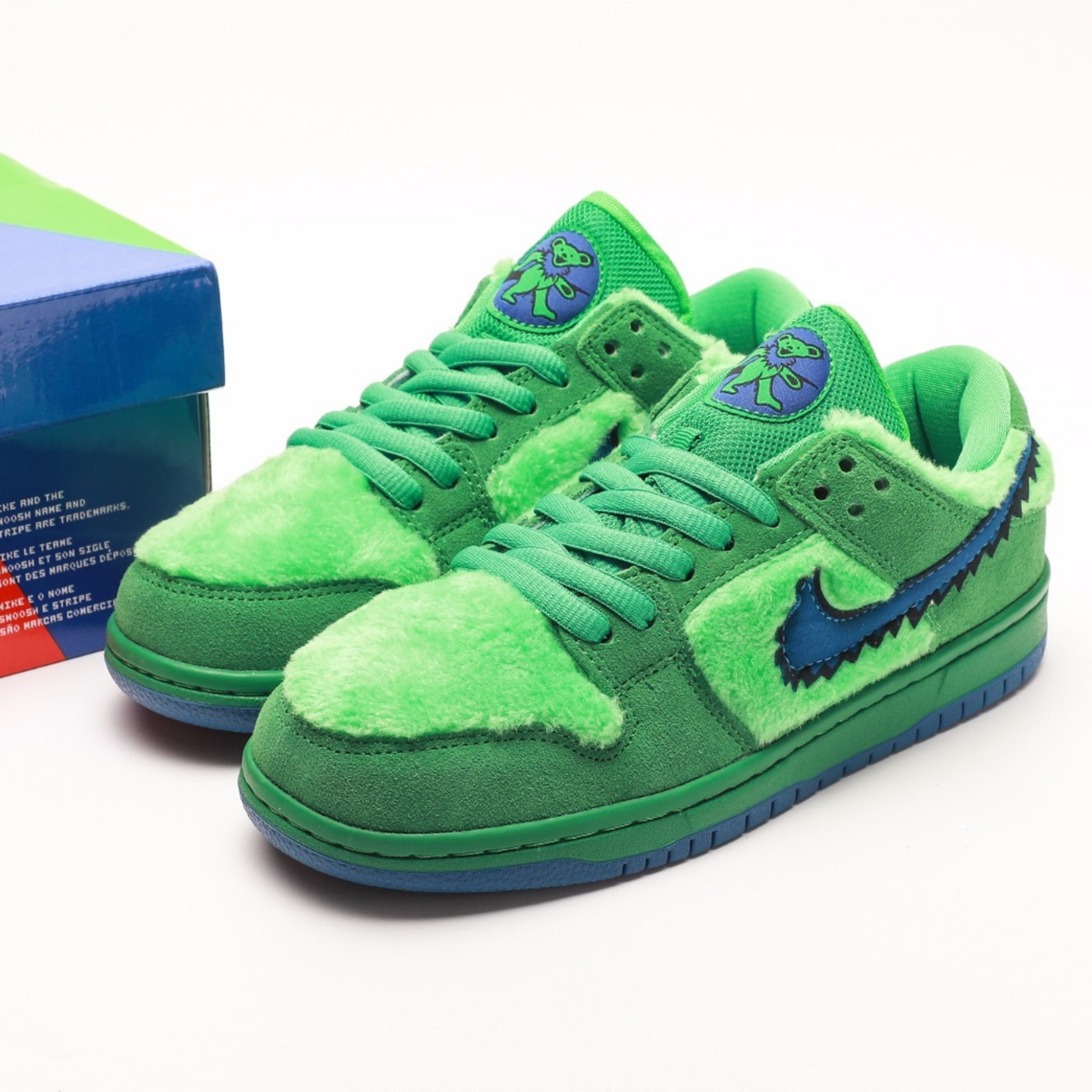 Nike SB Dunk Low Grateful Dead Bears Green