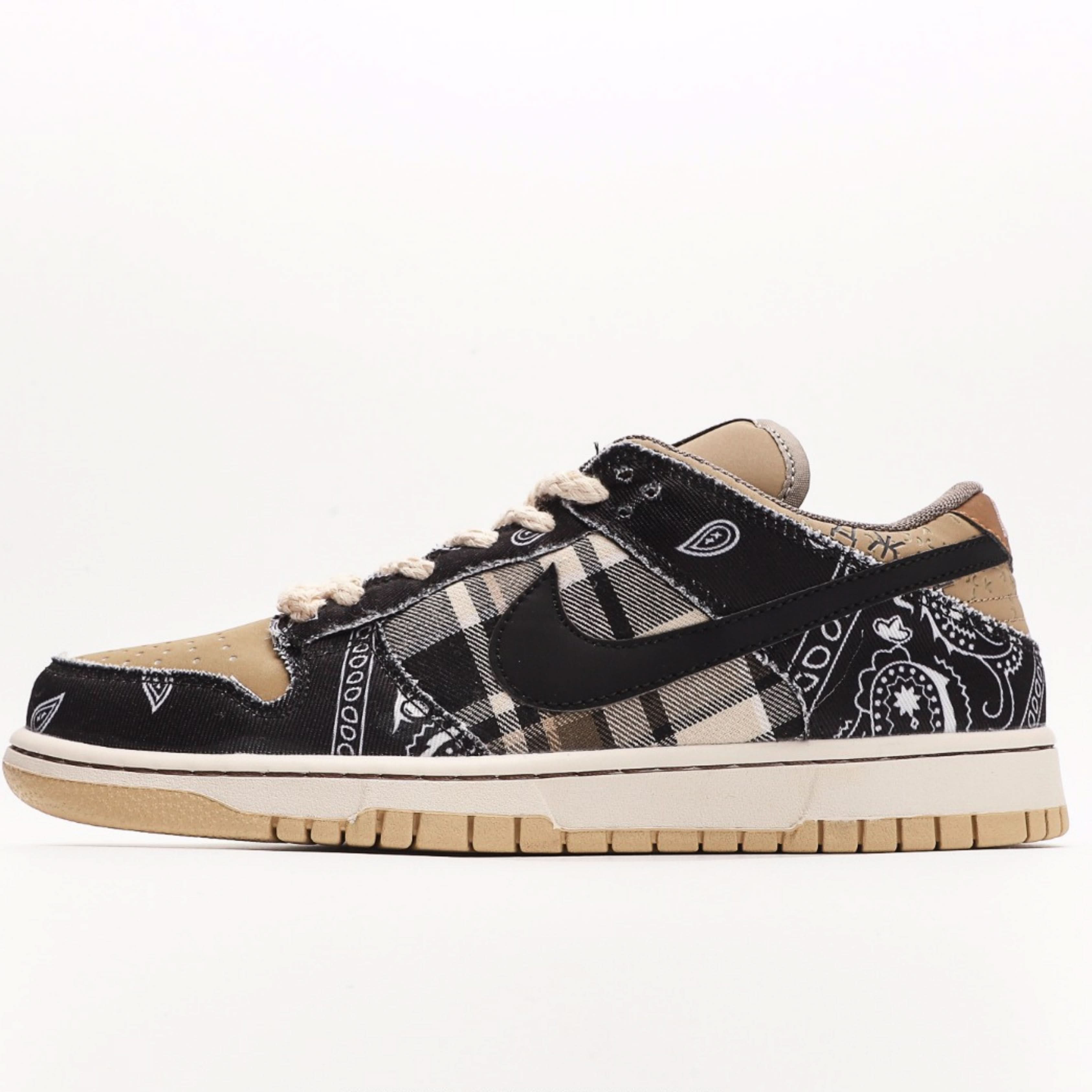 Nike SB Dunk Low Travis Scott