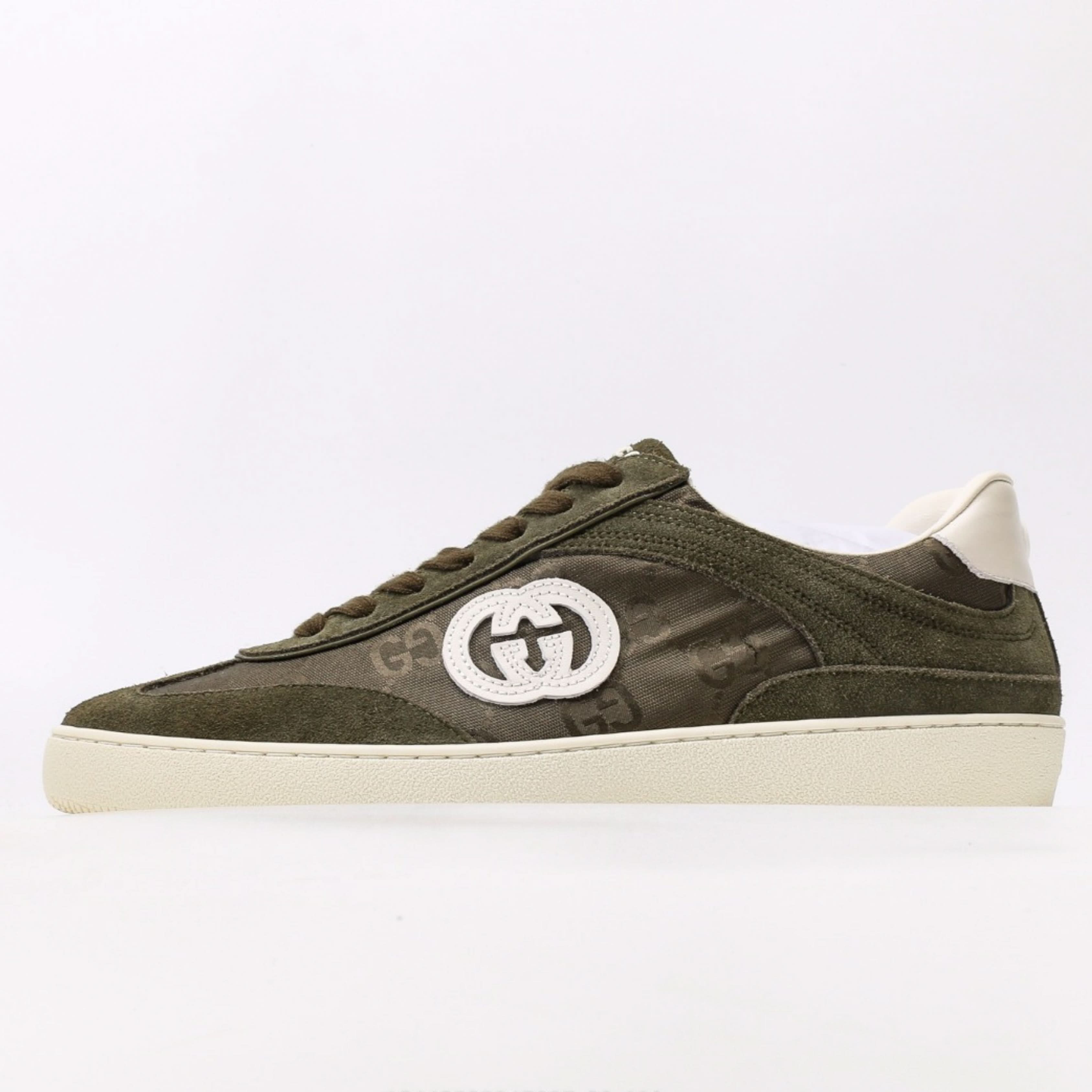 Gucci versatile casual sneakers