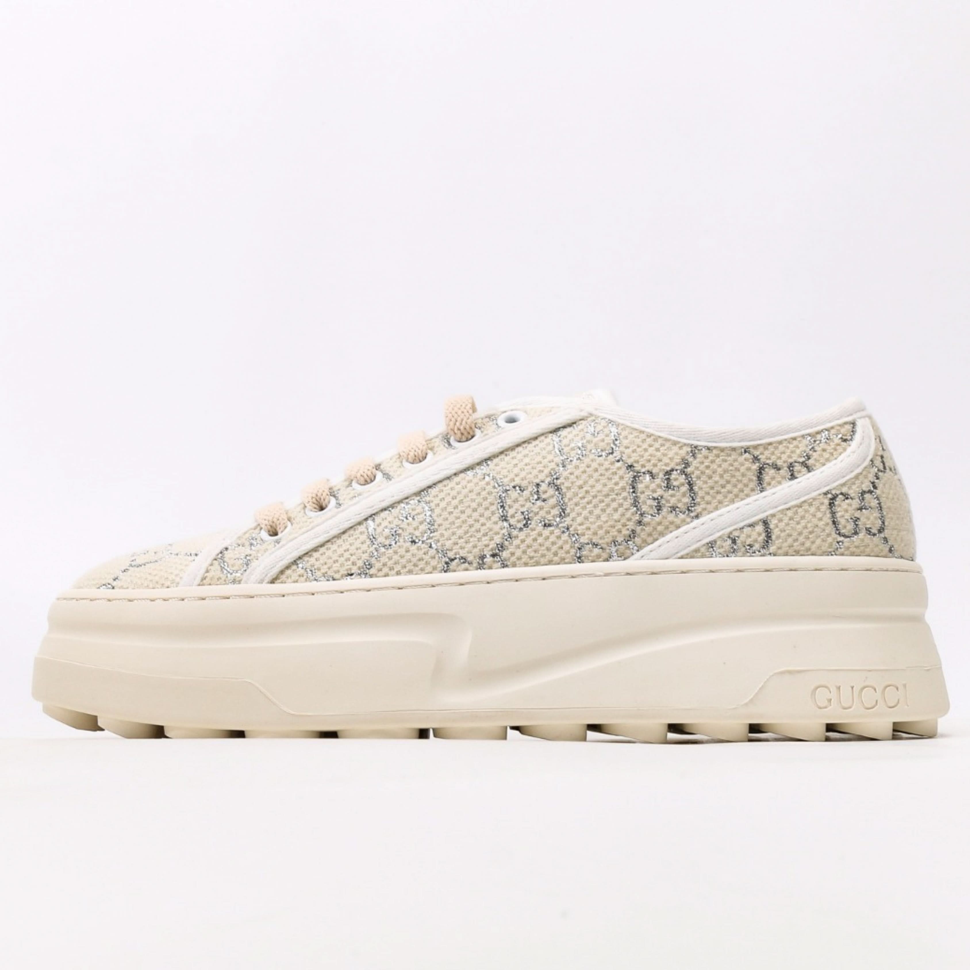 Gucci versatile casual sneakers