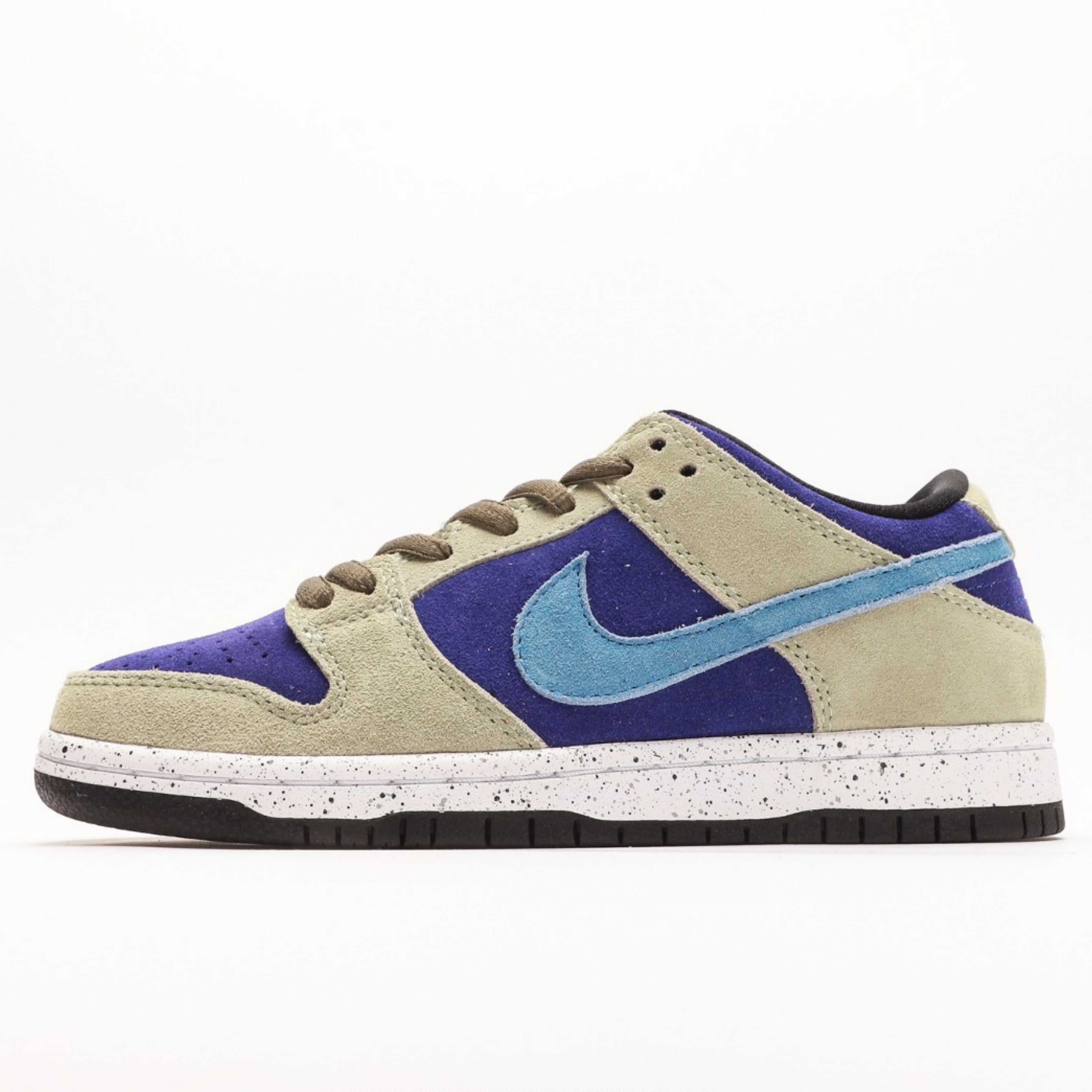 Nike Dunk Low SB Celadon