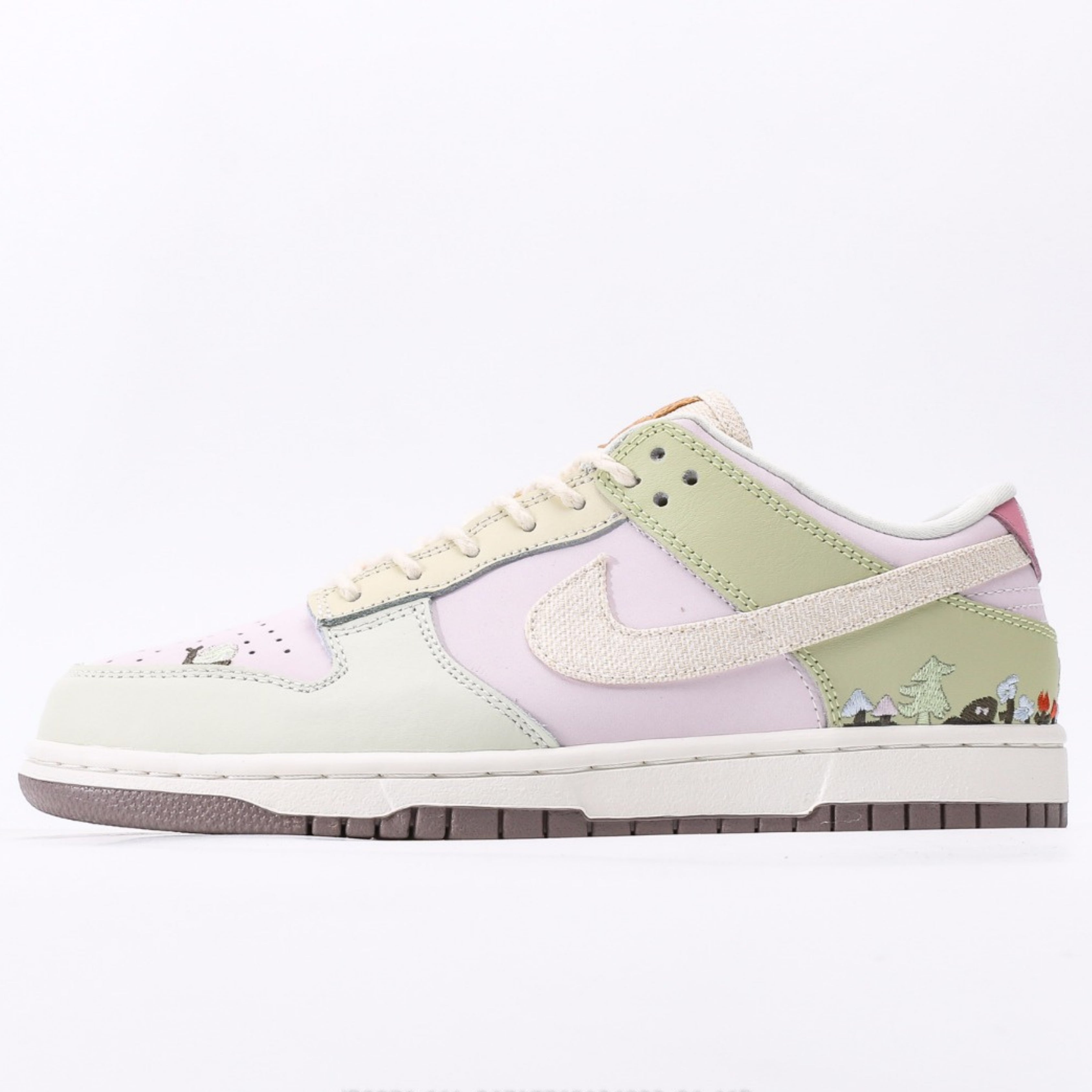 Nike Dunk Low LX Mushroom