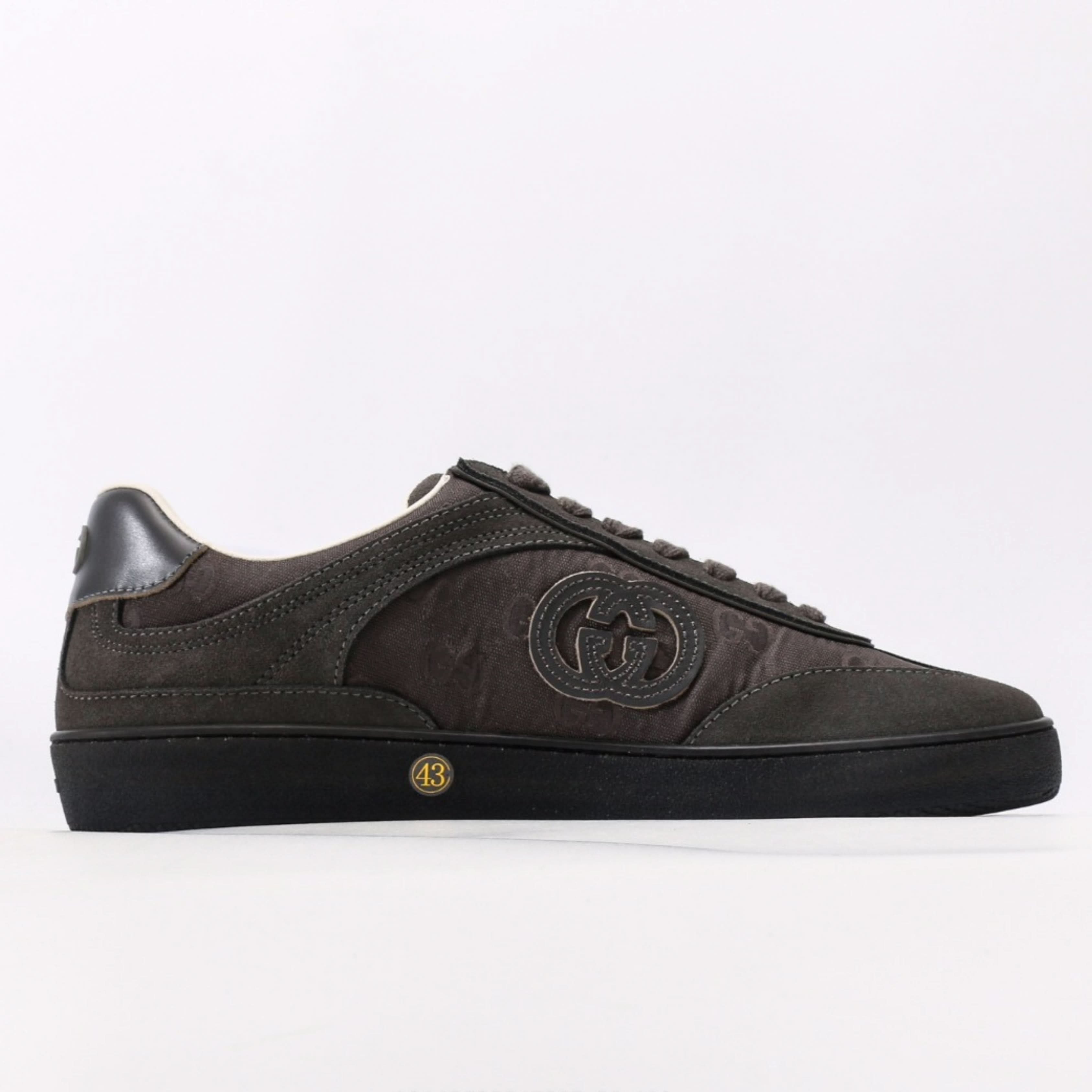 Gucci versatile casual sneakers