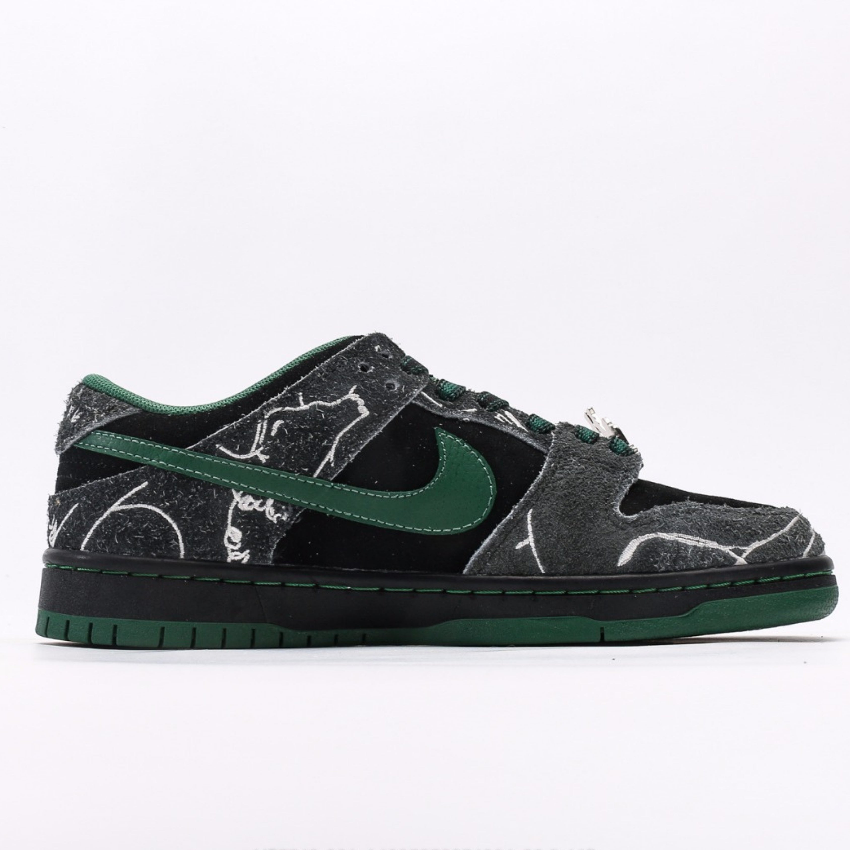 Nike SB Dunk Low There Skateboards