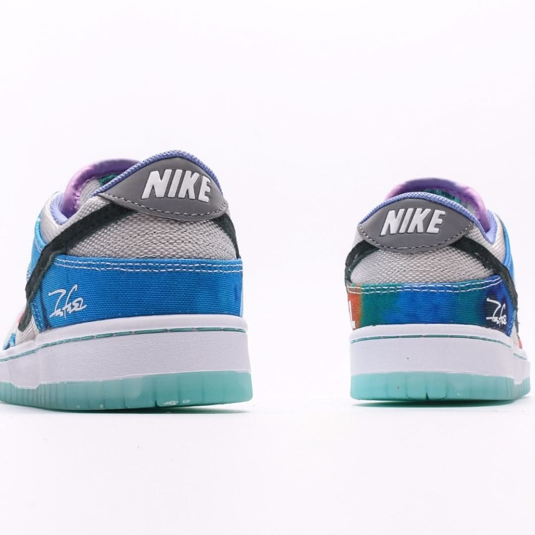 Nike SB Dunk Low Futura Laboratories Bleached Aqua