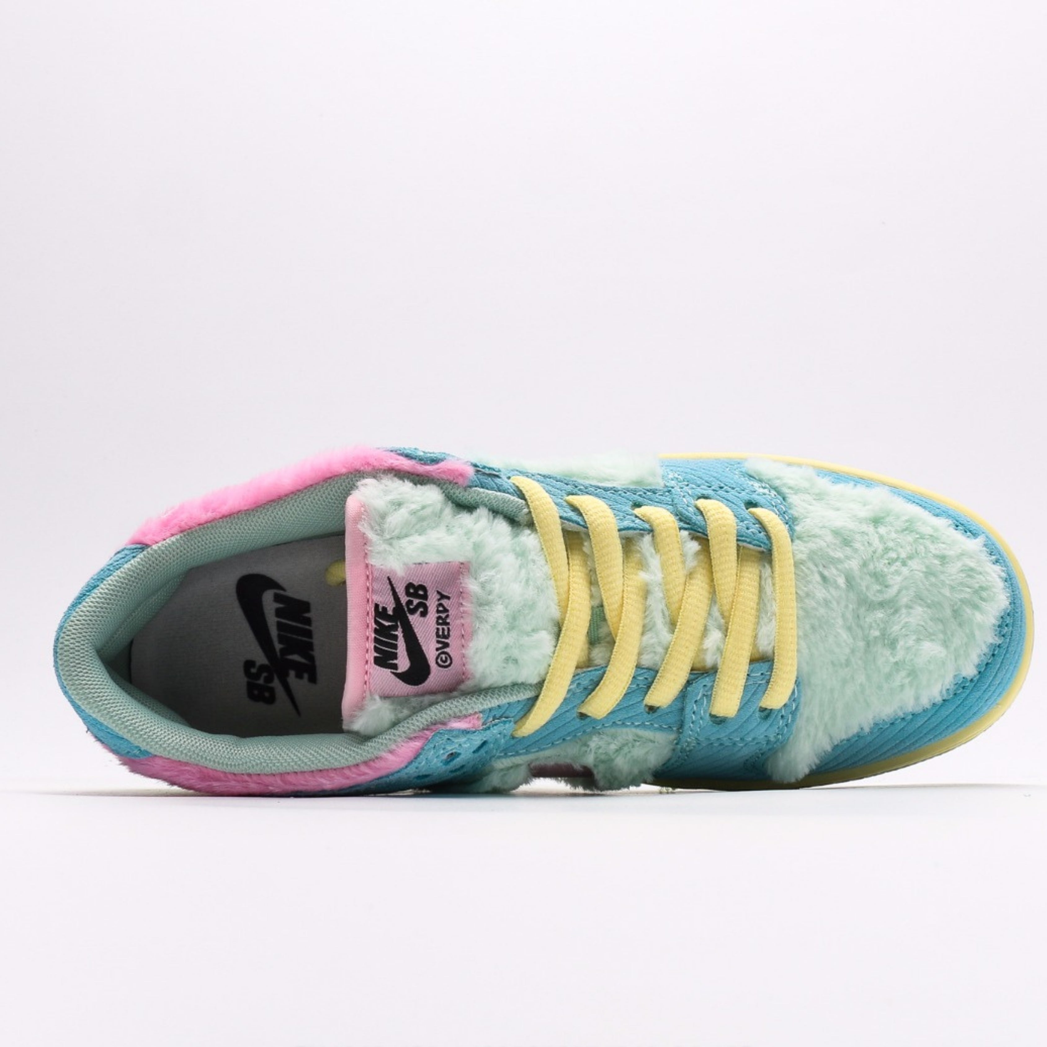 Nike SB Dunk Low Verdy Visty