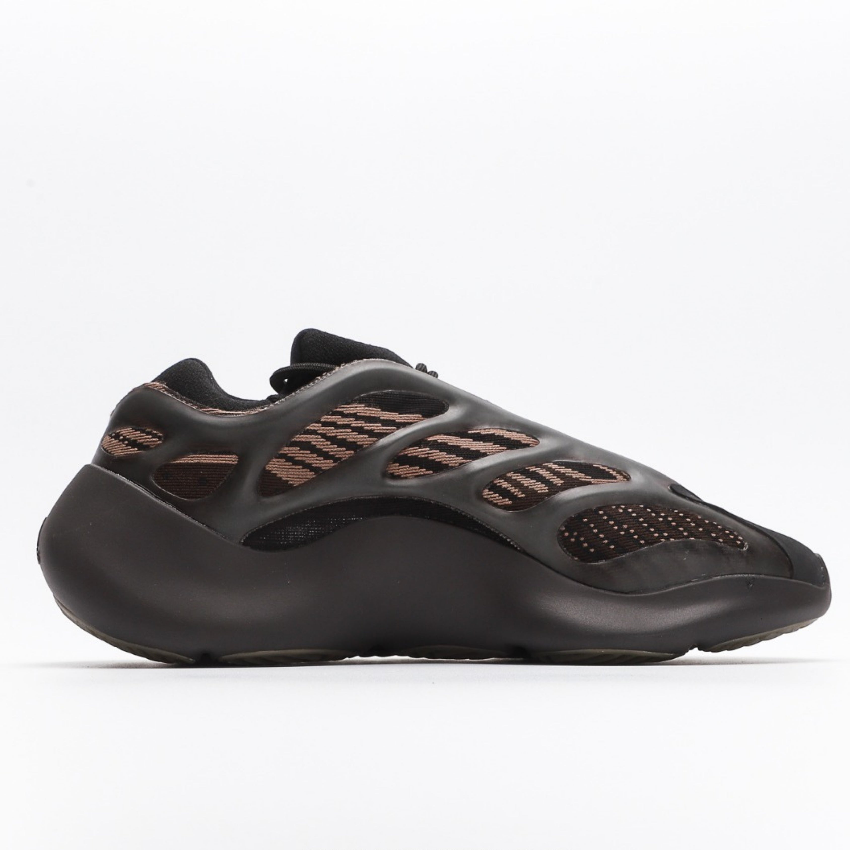 adidas Yeezy 700 V3 Clay Brown