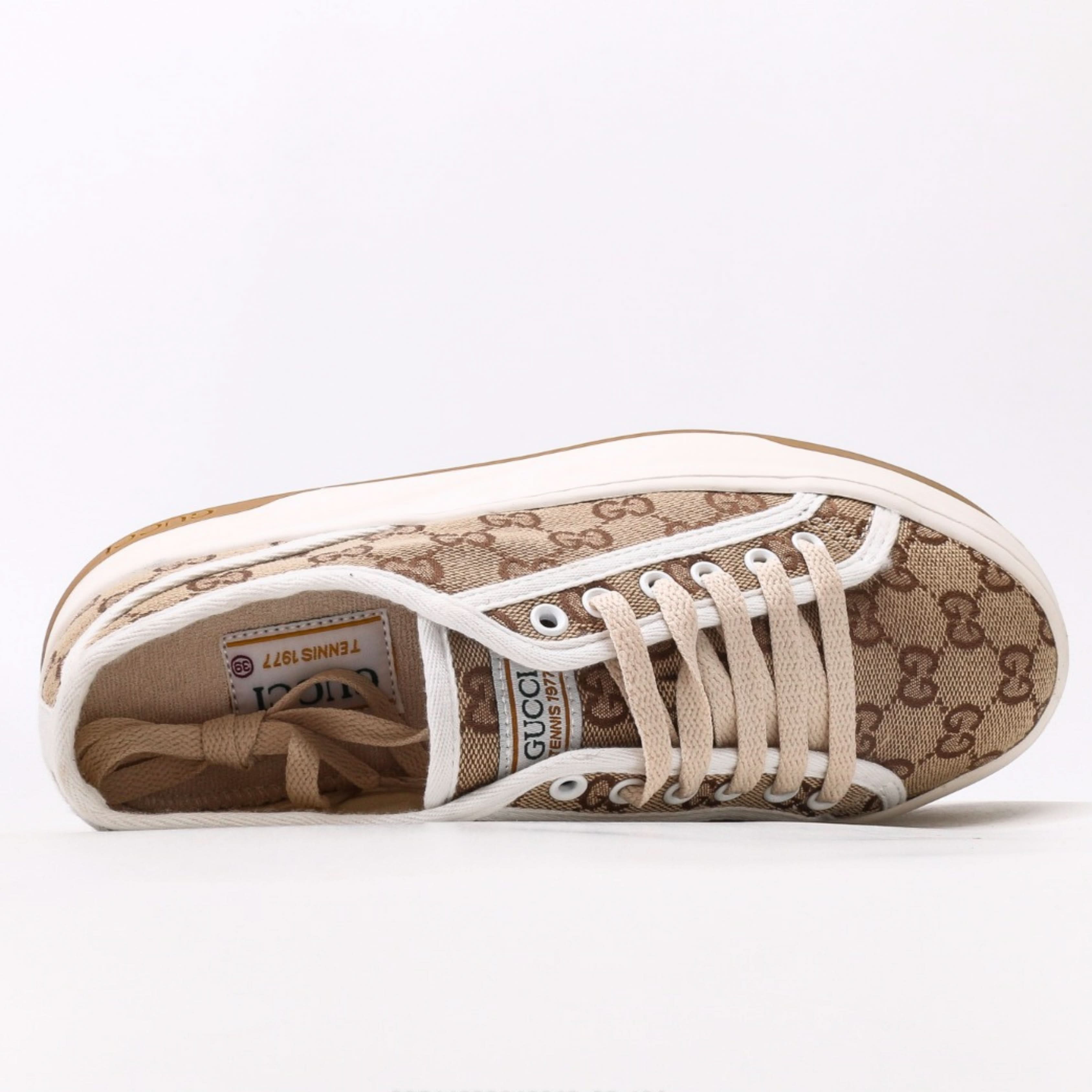 Gucci versatile casual sneakers