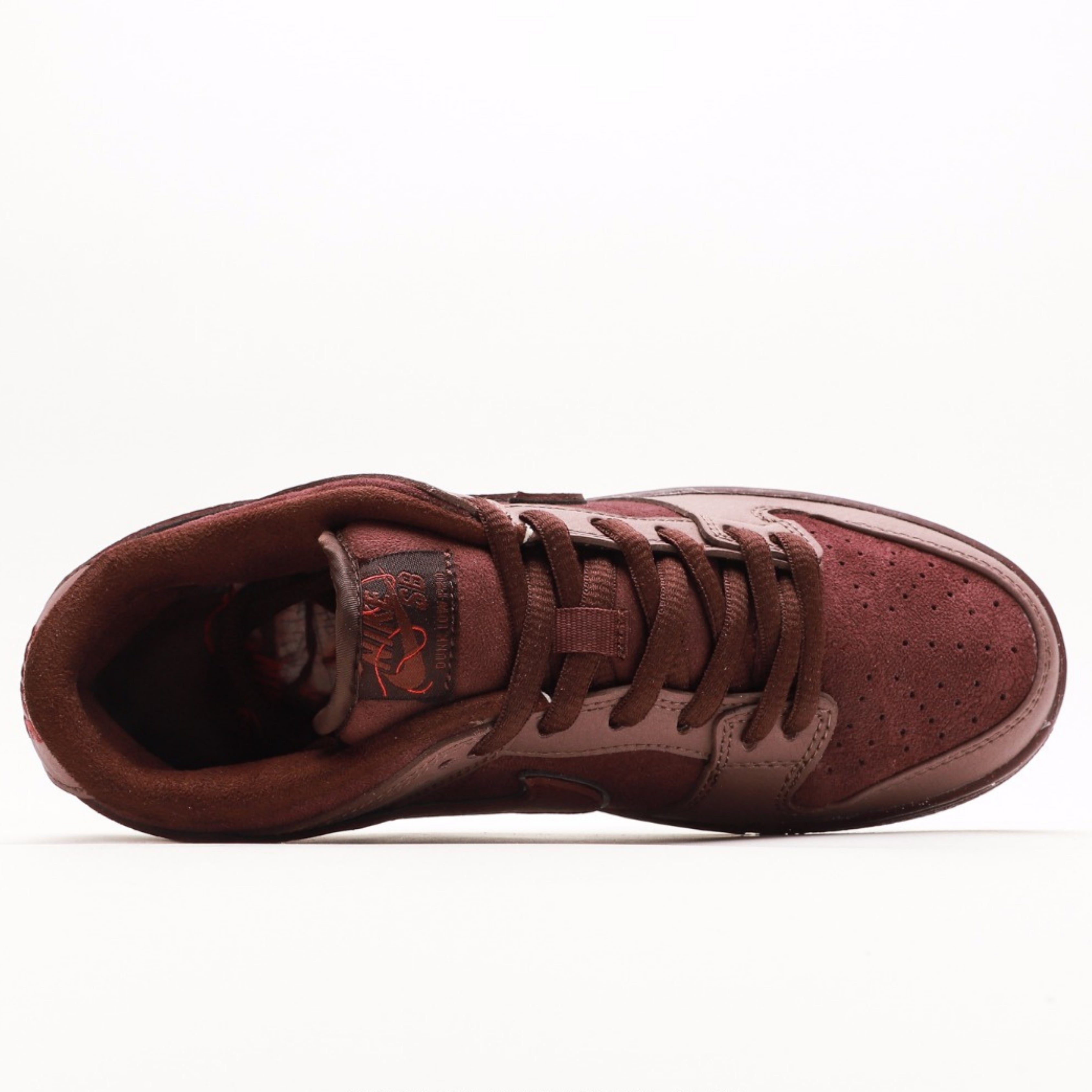 Nike SB Dunk Low City Of Love Burgundy Crush