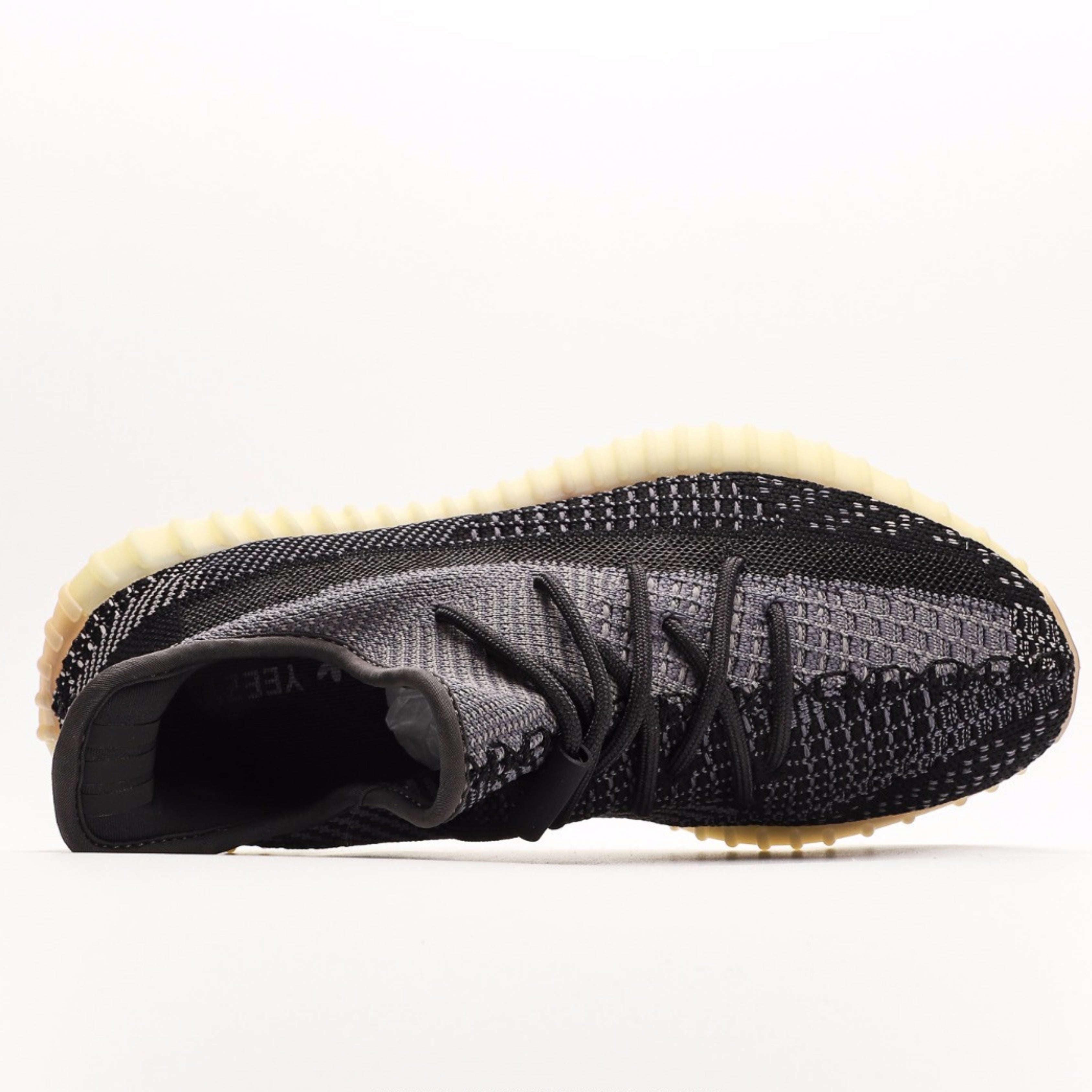 adidas Yeezy Boost 350 V2 Carbon