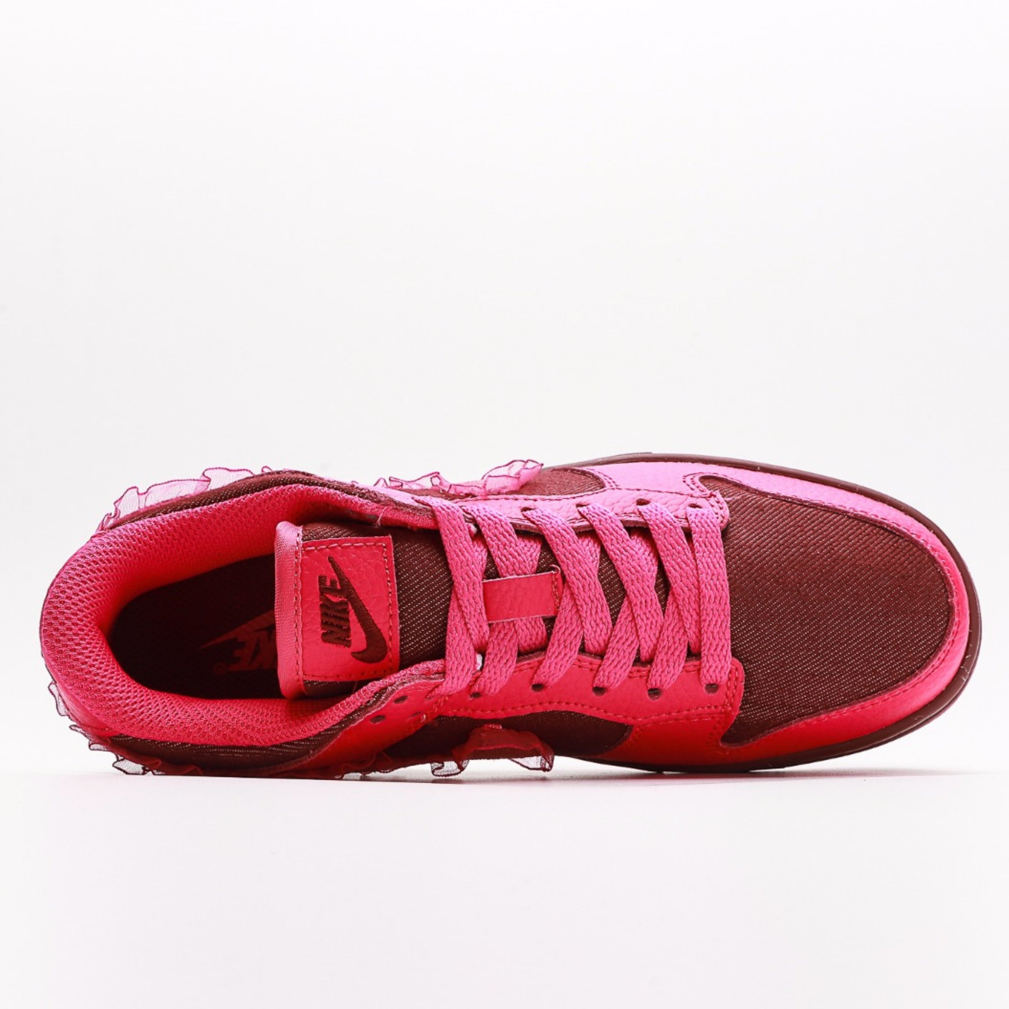 Nike Dunk Low Valentines Day