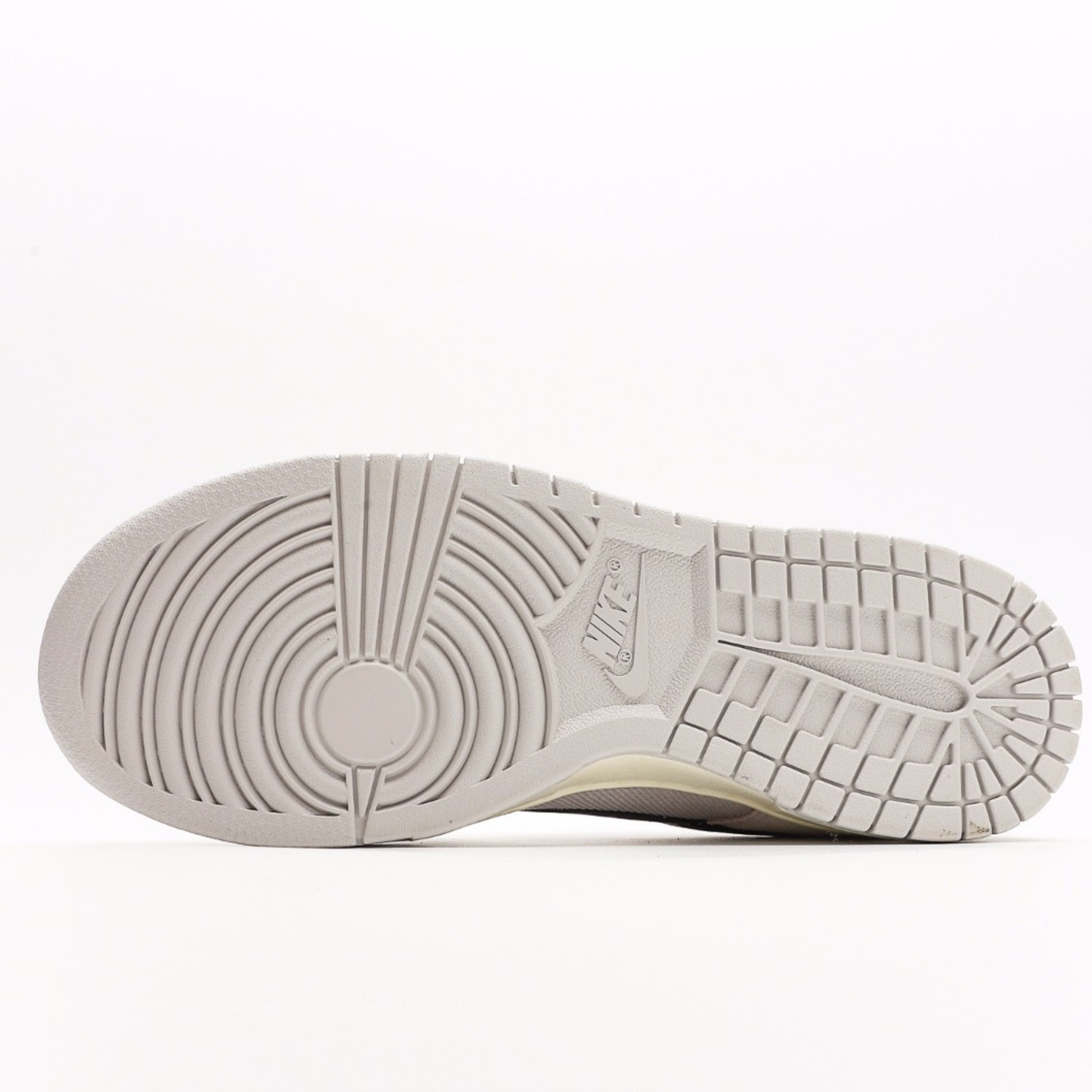 Nike Dunk Low Certified Fresh