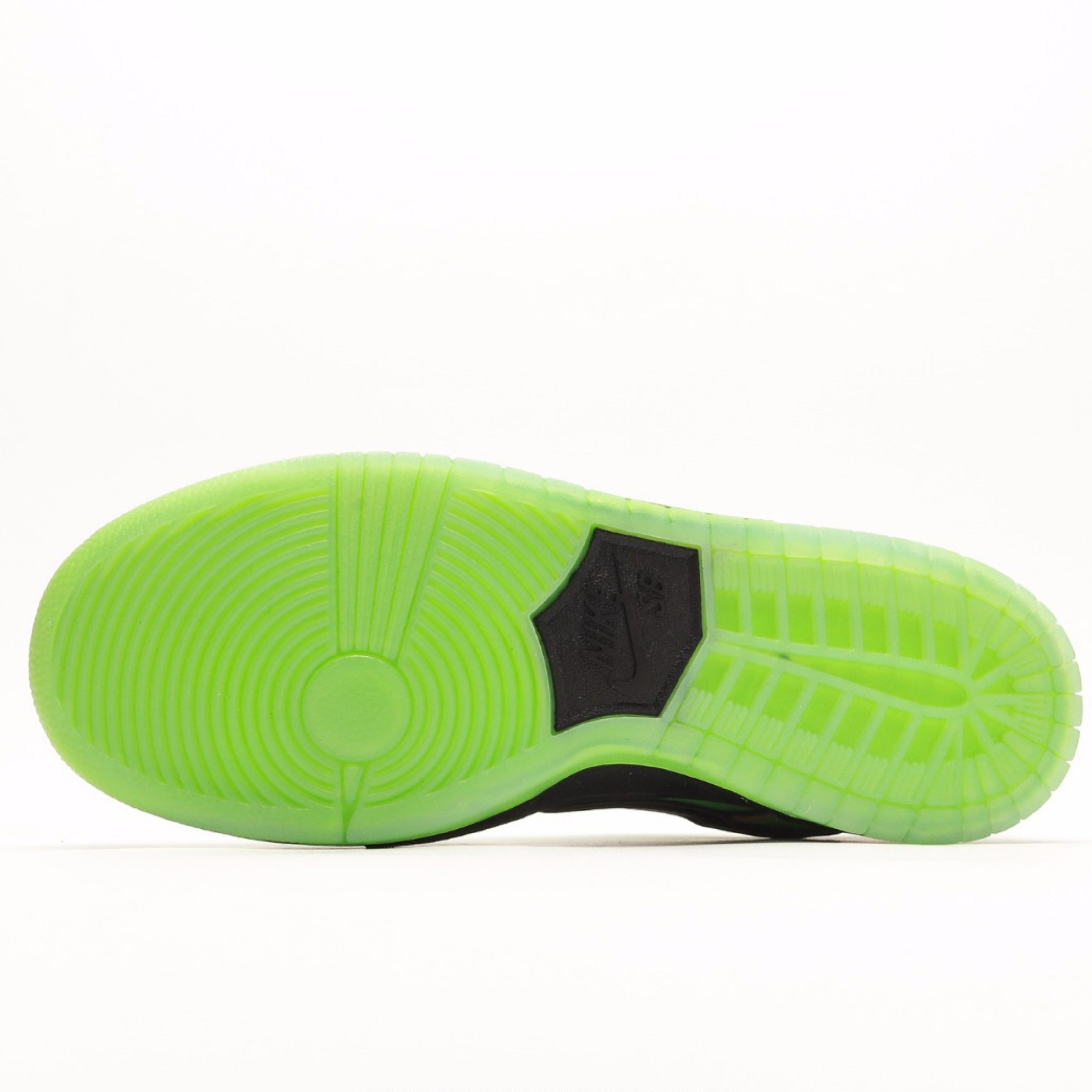 Nike SB Dunk Low The Powerpuff Girls Buttercup
