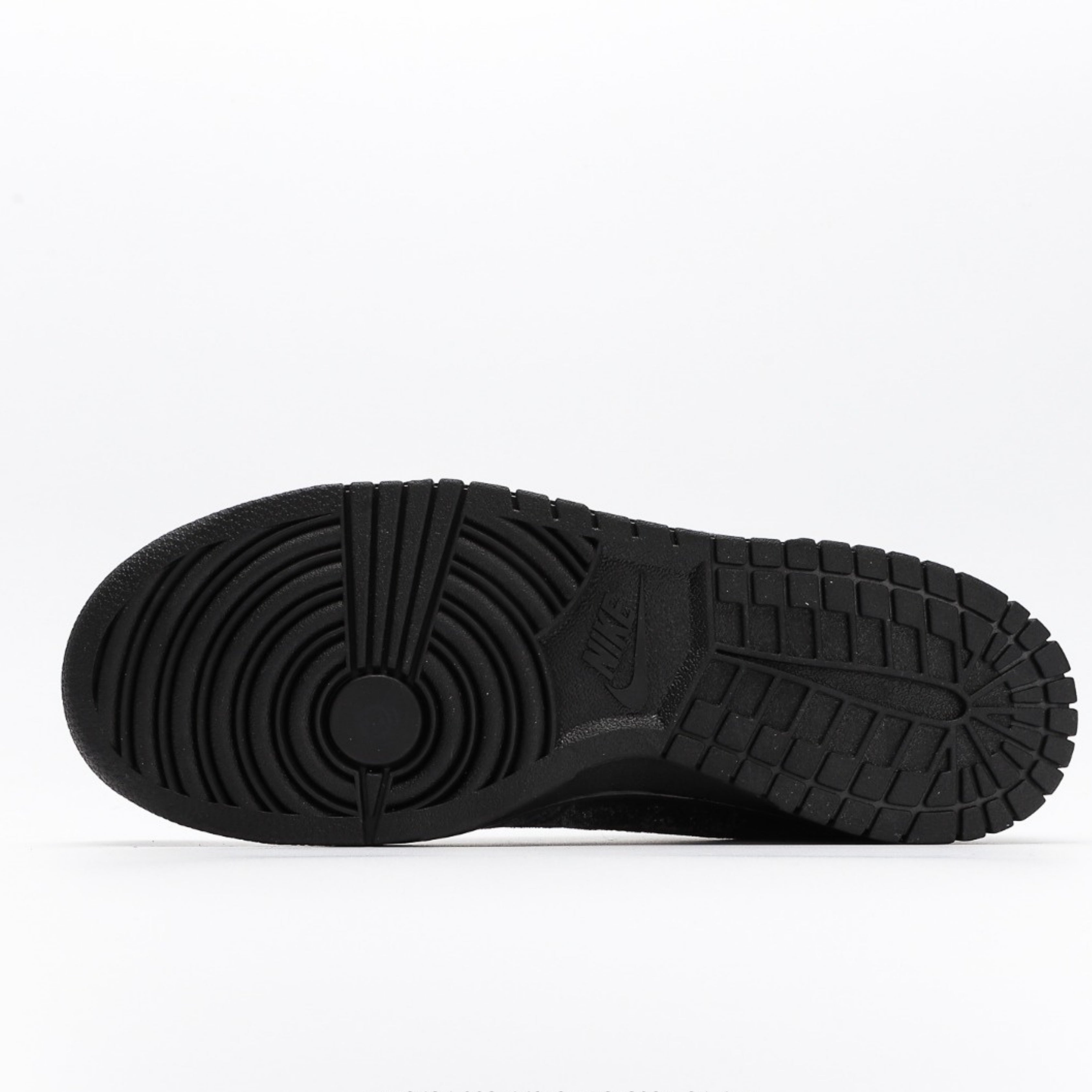 Nike Dunk Low Dover Street Market Triple Black Velvet