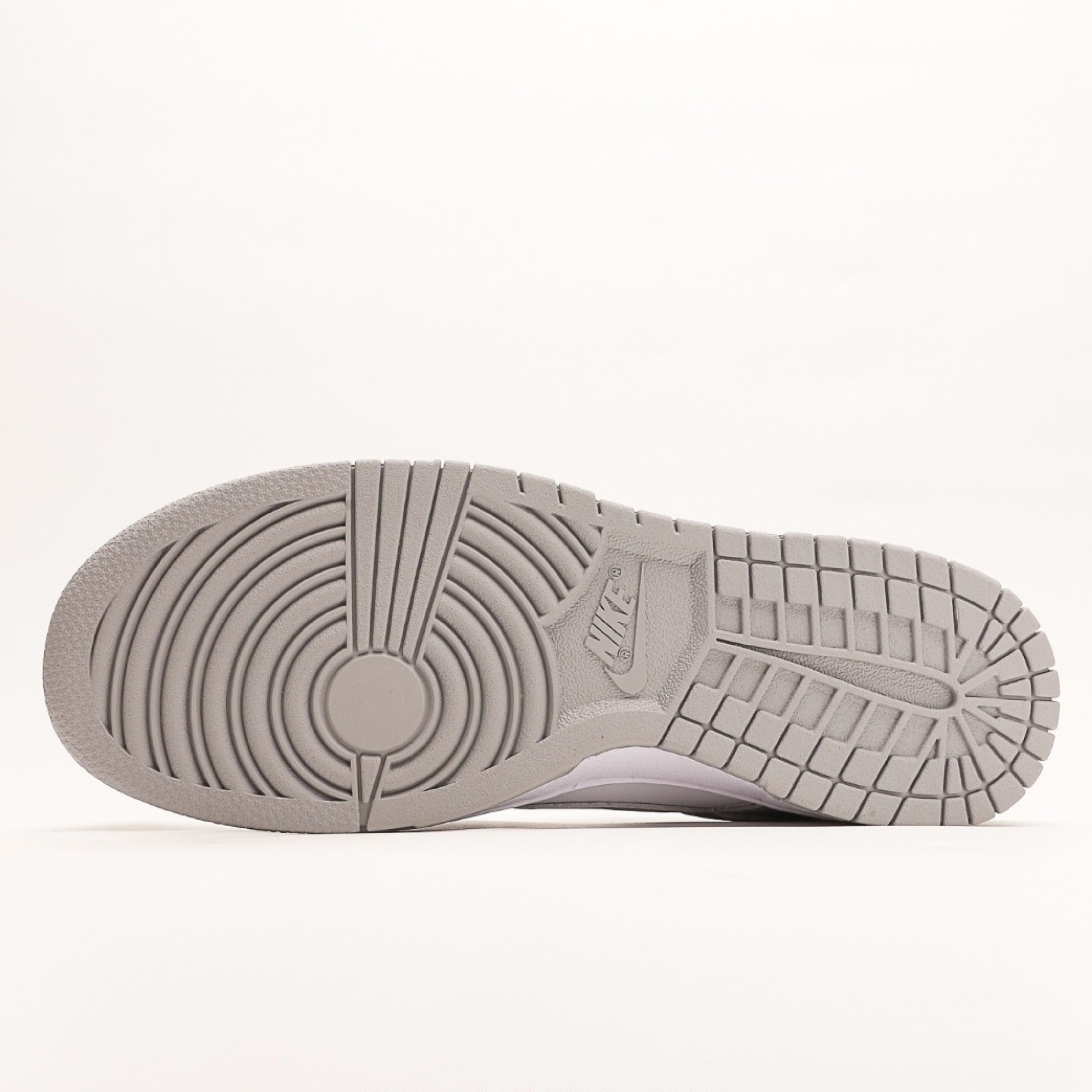 Nike Dunk Low Metallic Silver