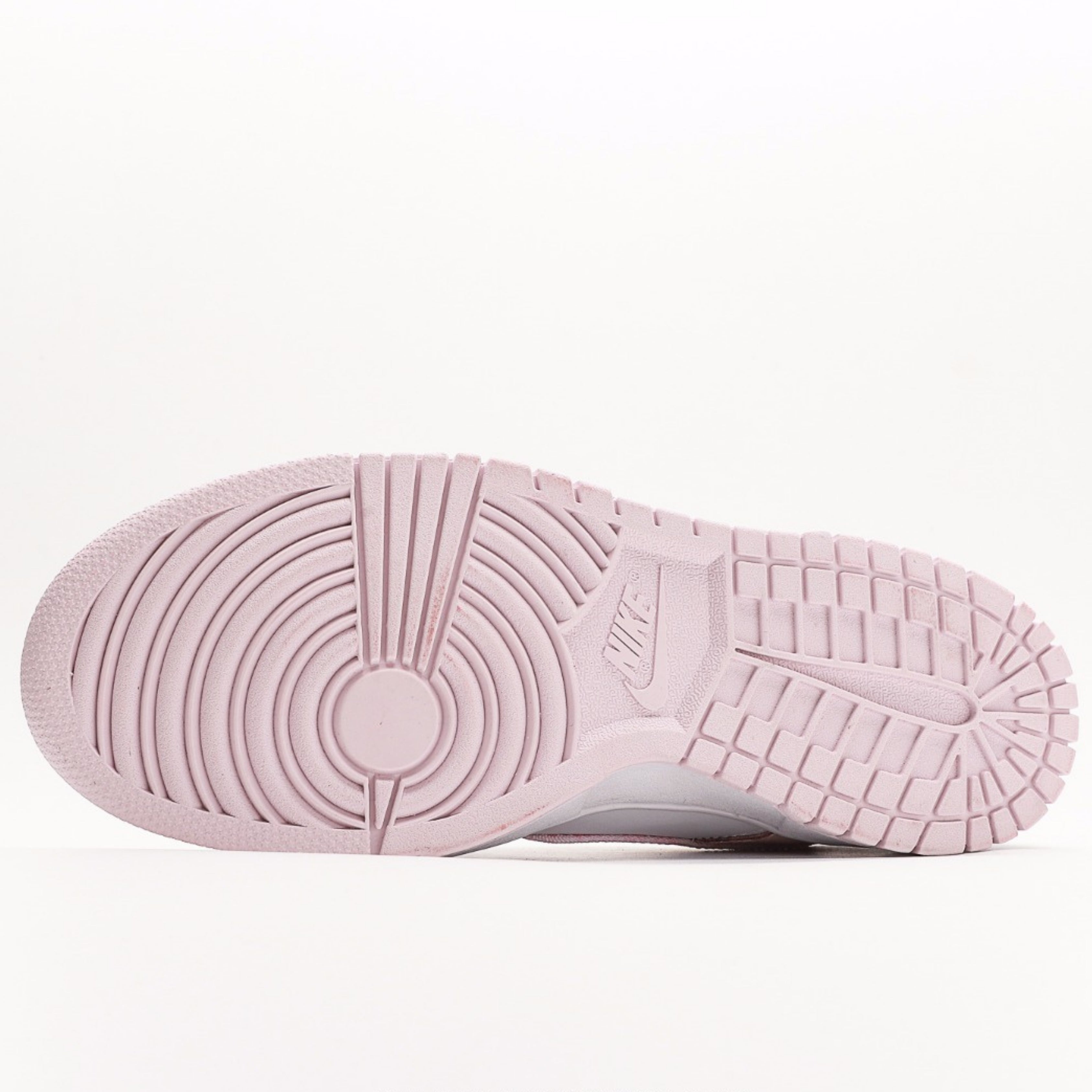 Nike Dunk Low Essential Paisley Pack Pink