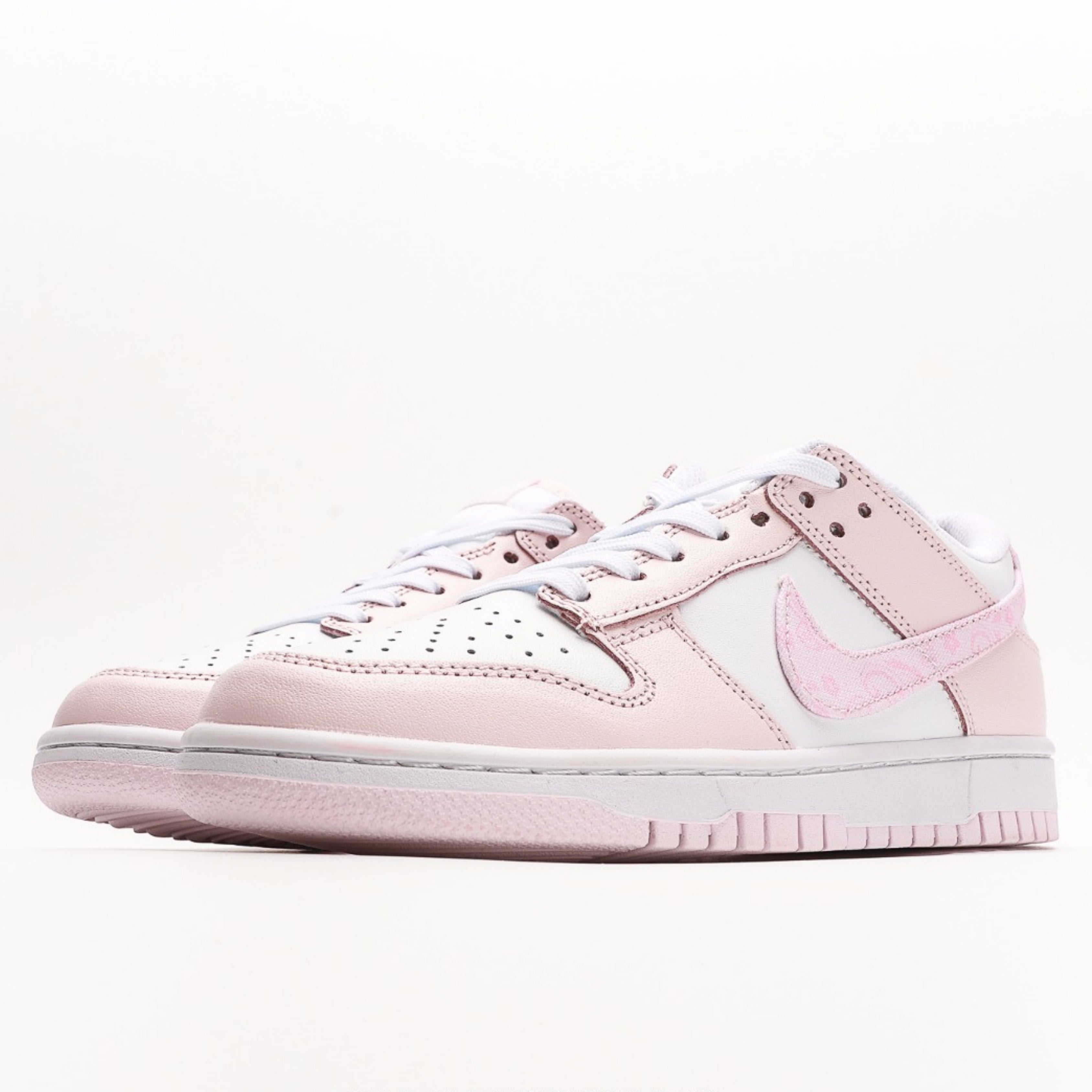 Nike Dunk Low Essential Paisley Pack Pink