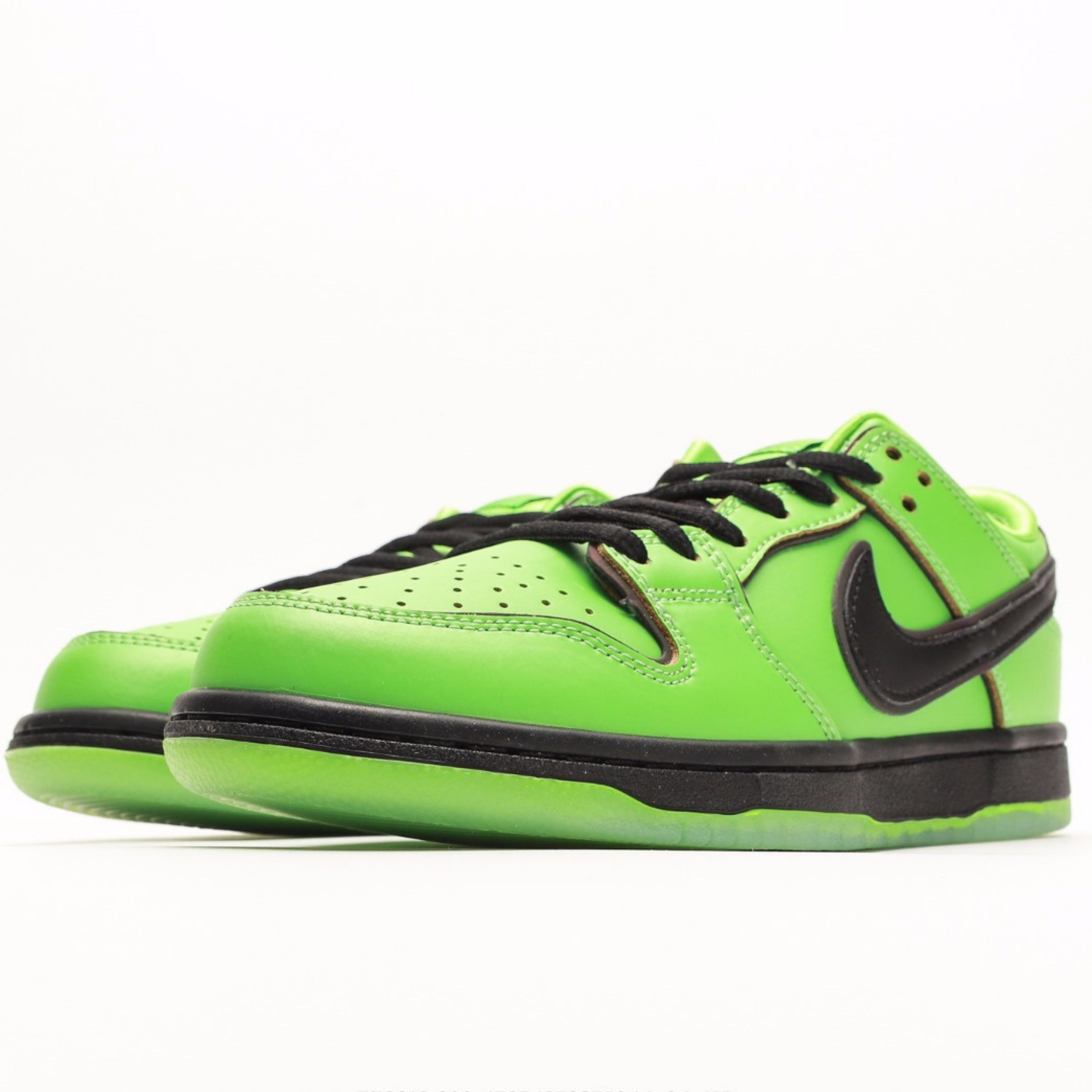 Nike SB Dunk Low The Powerpuff Girls Buttercup