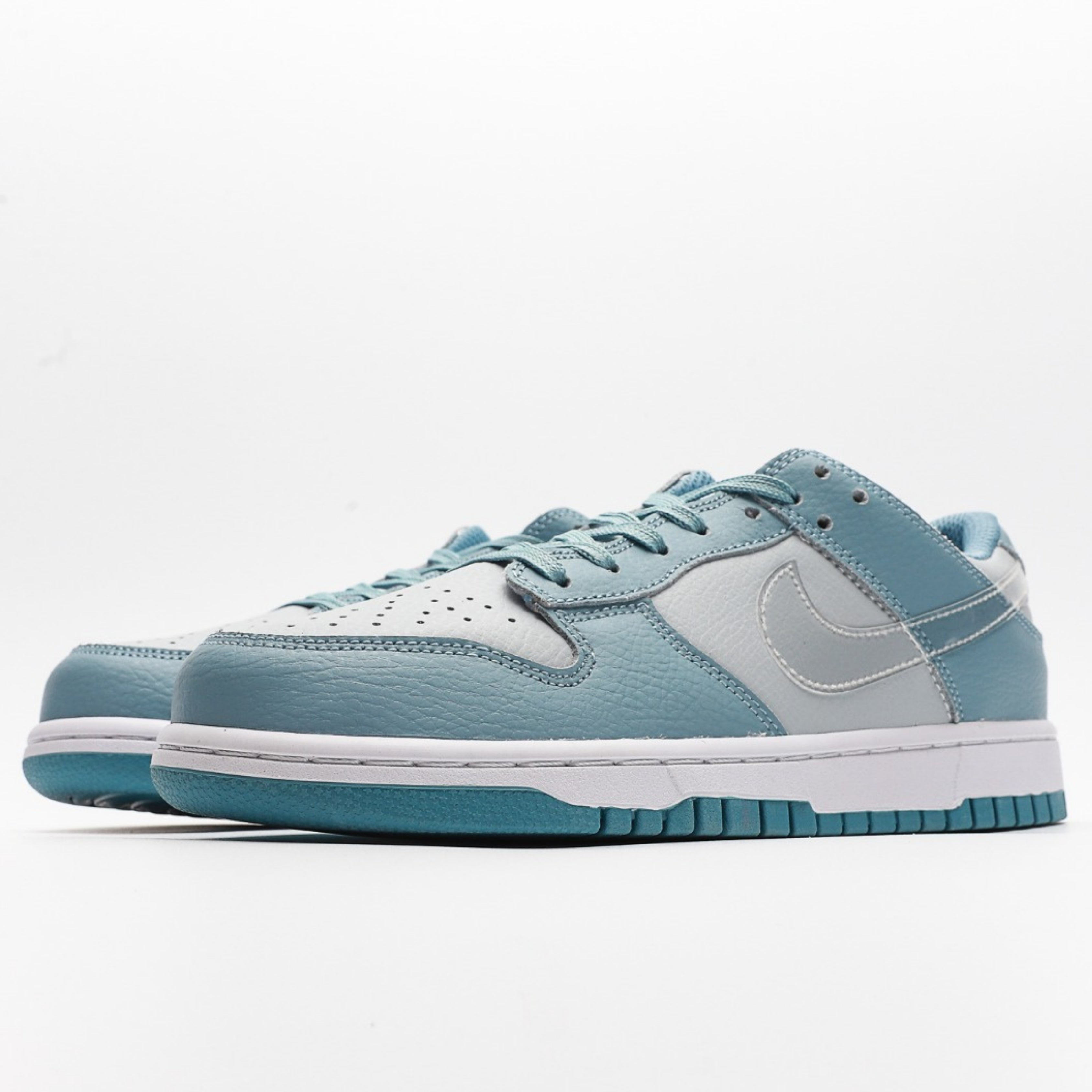 Nike Dunk Low Clear Aqua