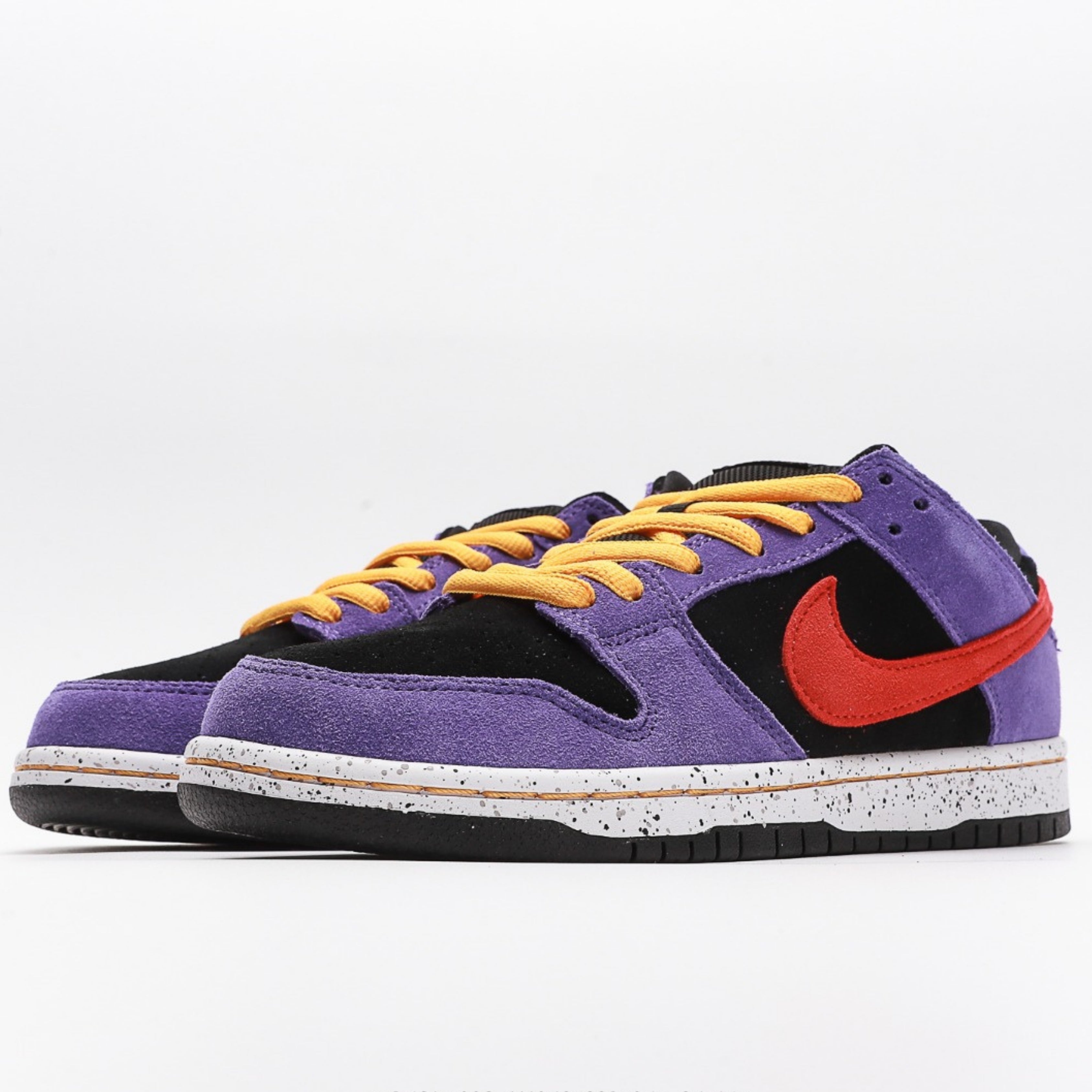 Nike SB Dunk Low ACG Terra