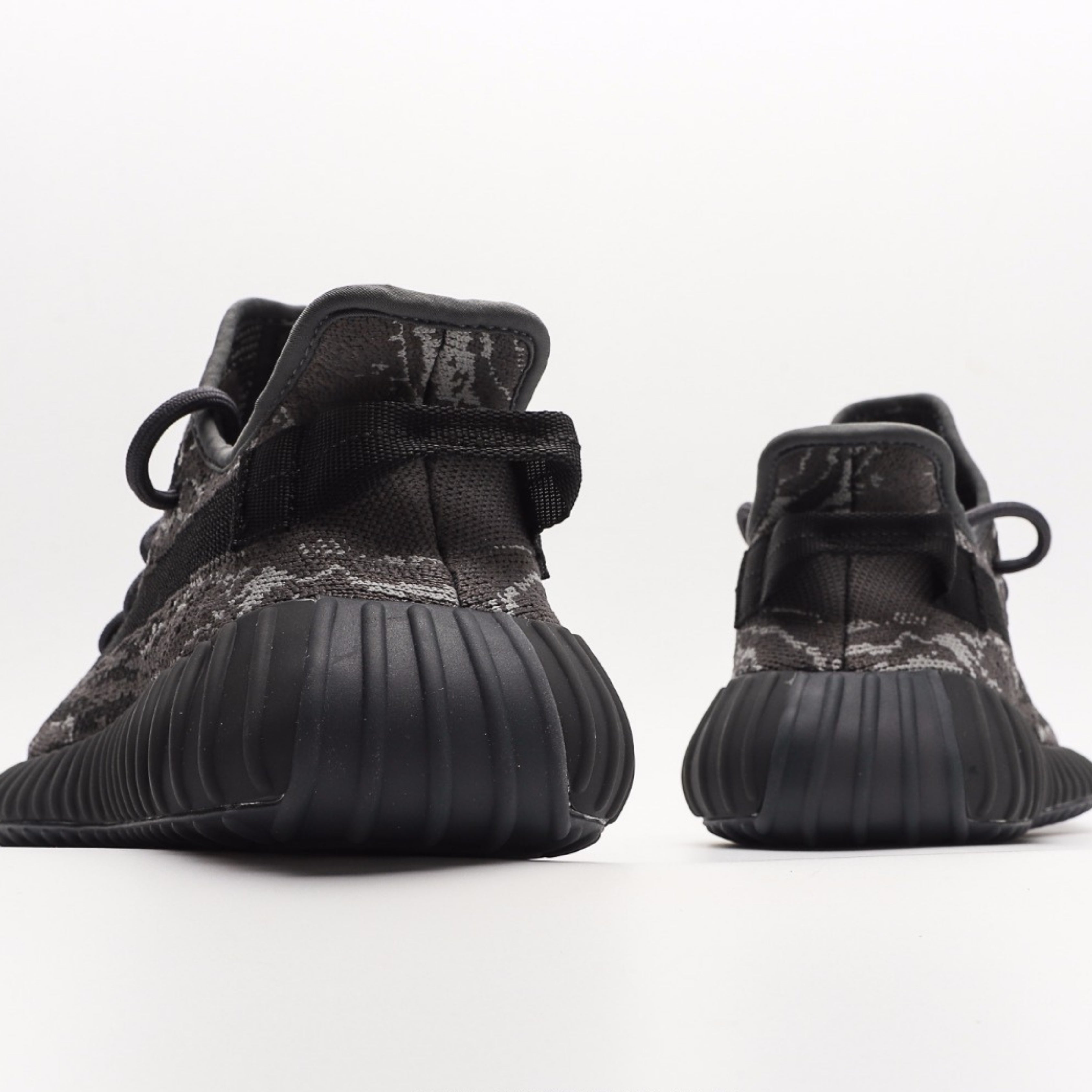 adidas Yeezy Boost 350 V2 MX Dark Salt