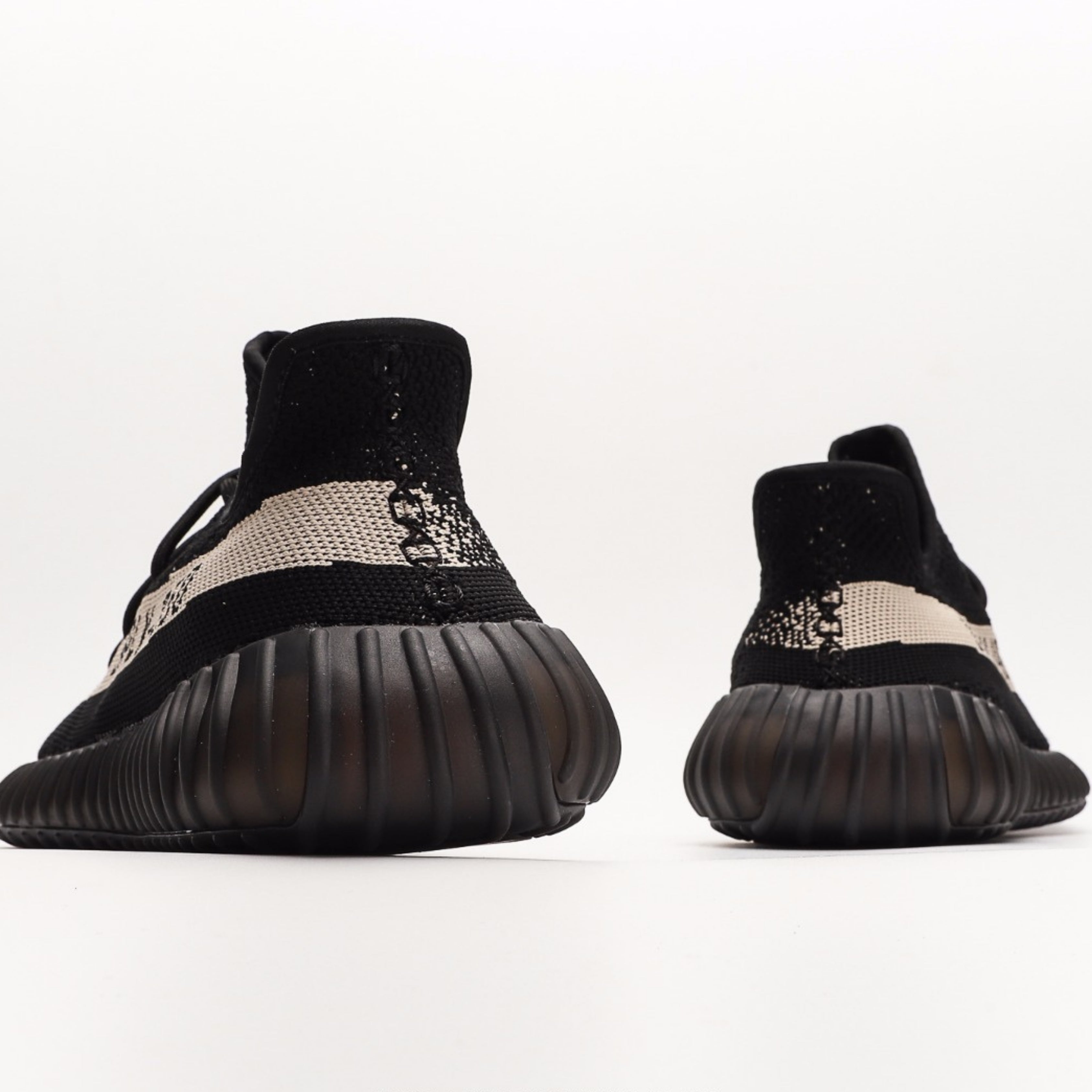 adidas Yeezy Boost 350 V2 Core Black White