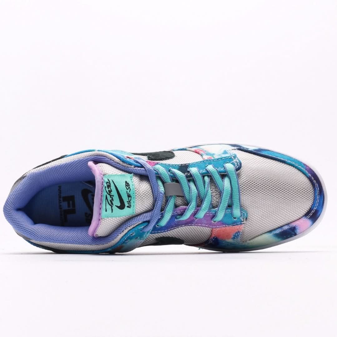 Nike SB Dunk Low Futura Laboratories Bleached Aqua