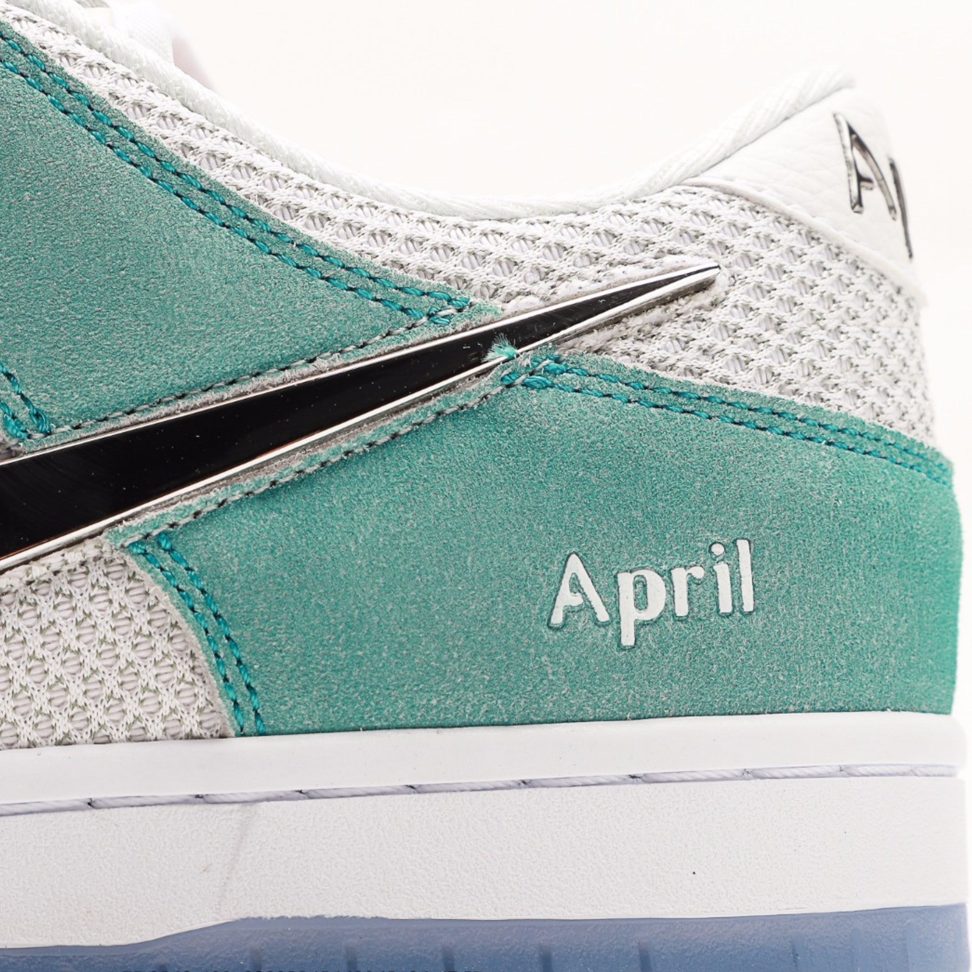 Nike SB Dunk Low April Skateboards
