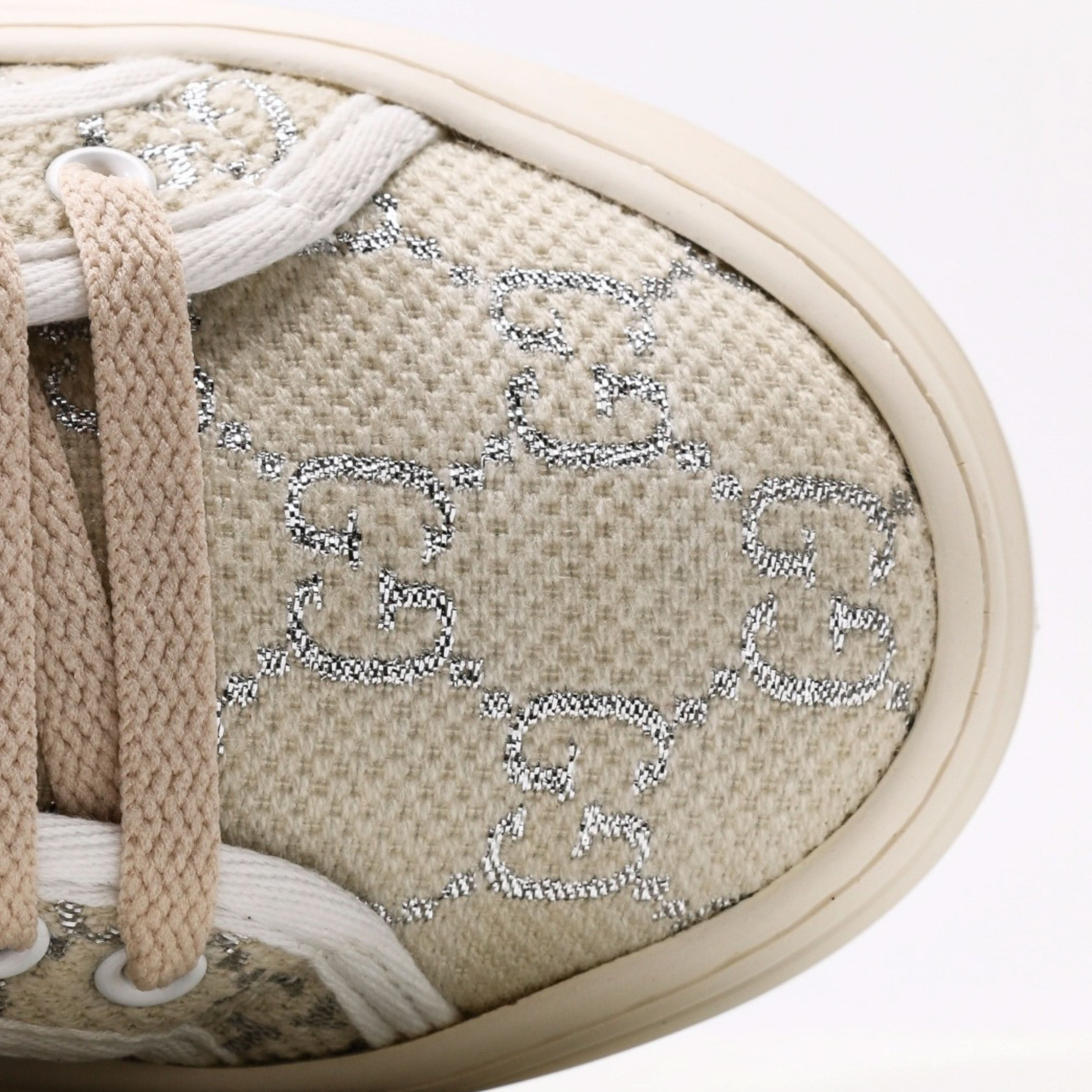 Gucci versatile casual sneakers