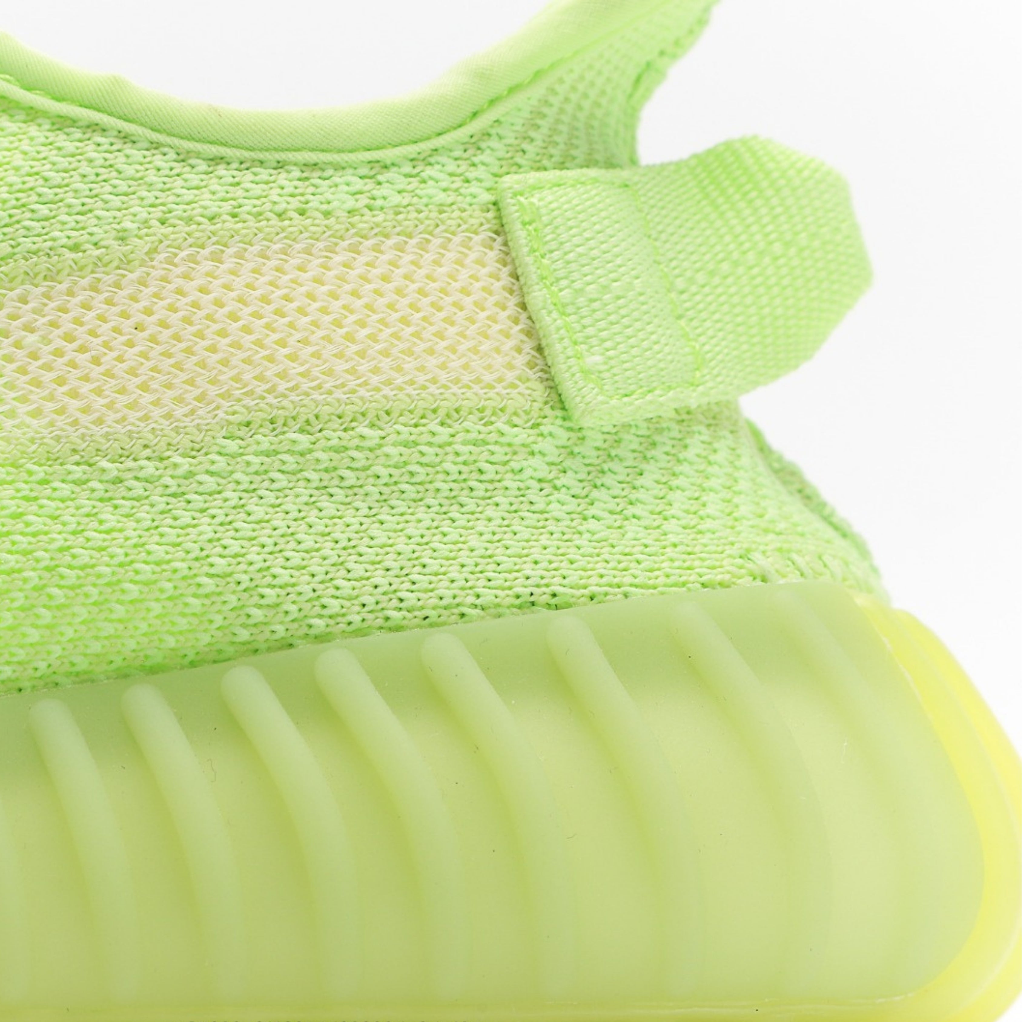 adidas Yeezy Boost 350 V2 Glow