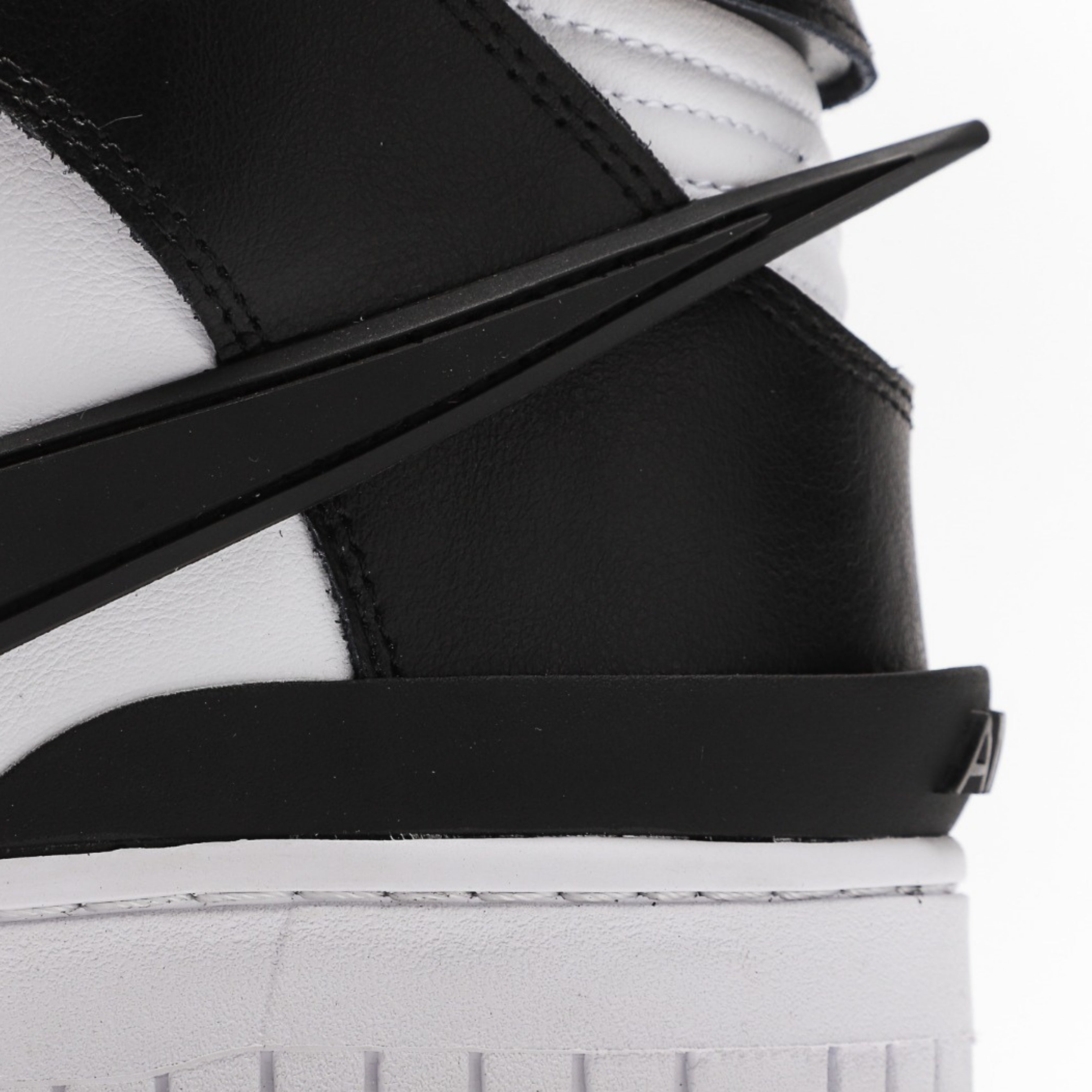 Nike Dunk High AMBUSH Black White