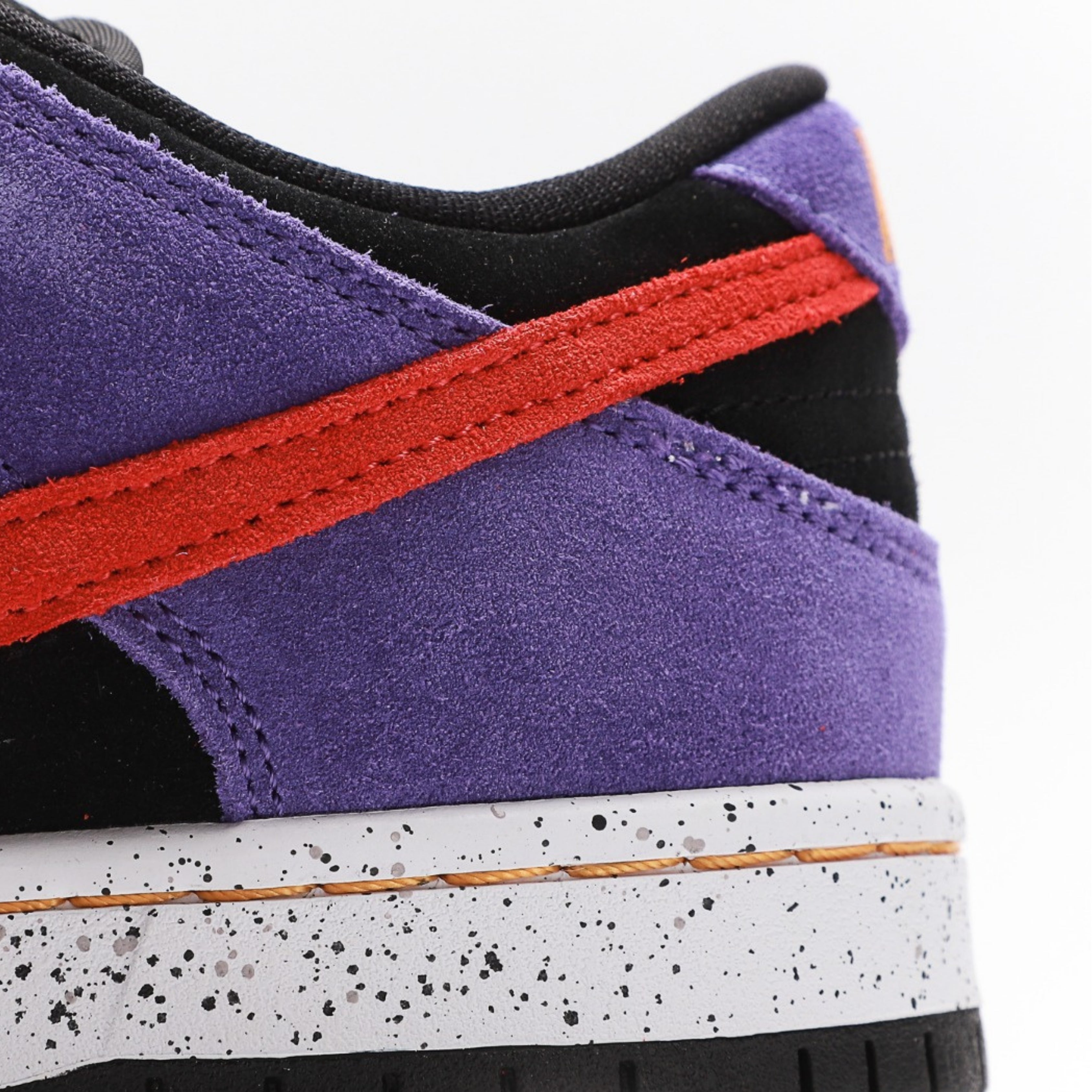 Nike SB Dunk Low ACG Terra