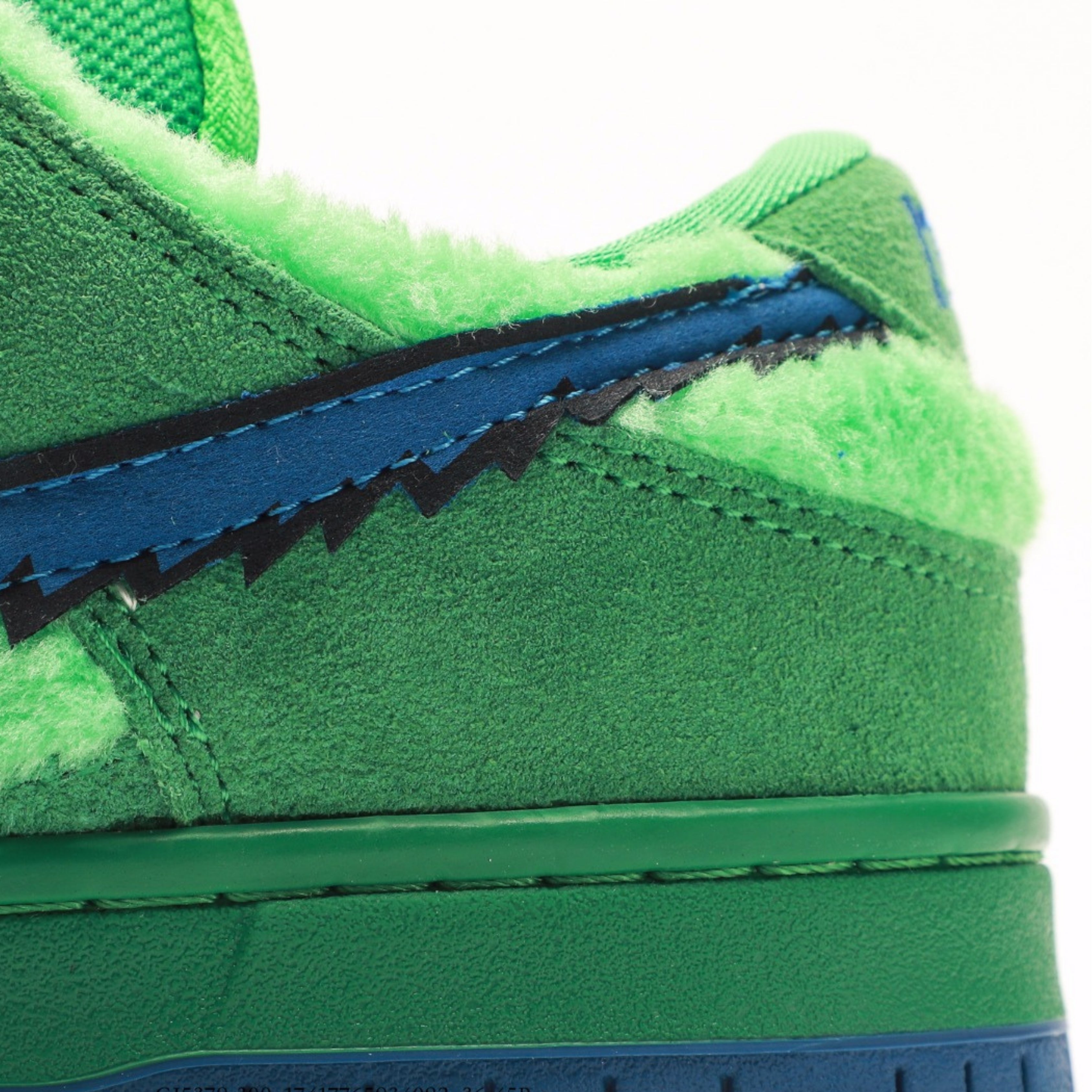 Nike SB Dunk Low Grateful Dead Bears Green