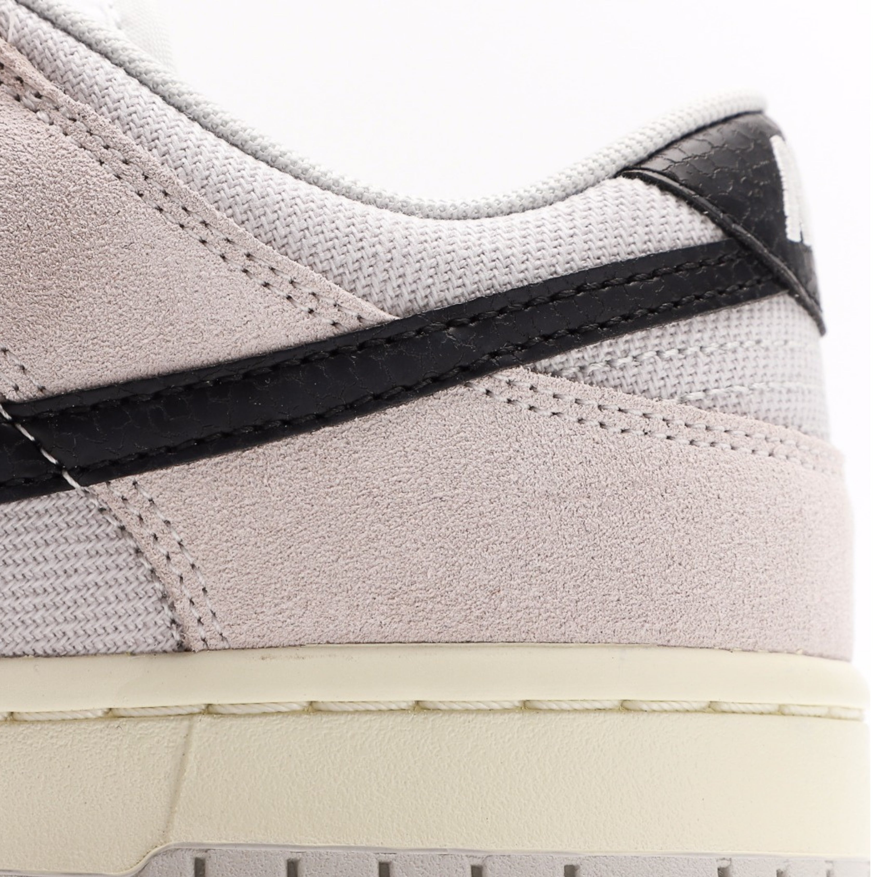 Nike Dunk Low Certified Fresh
