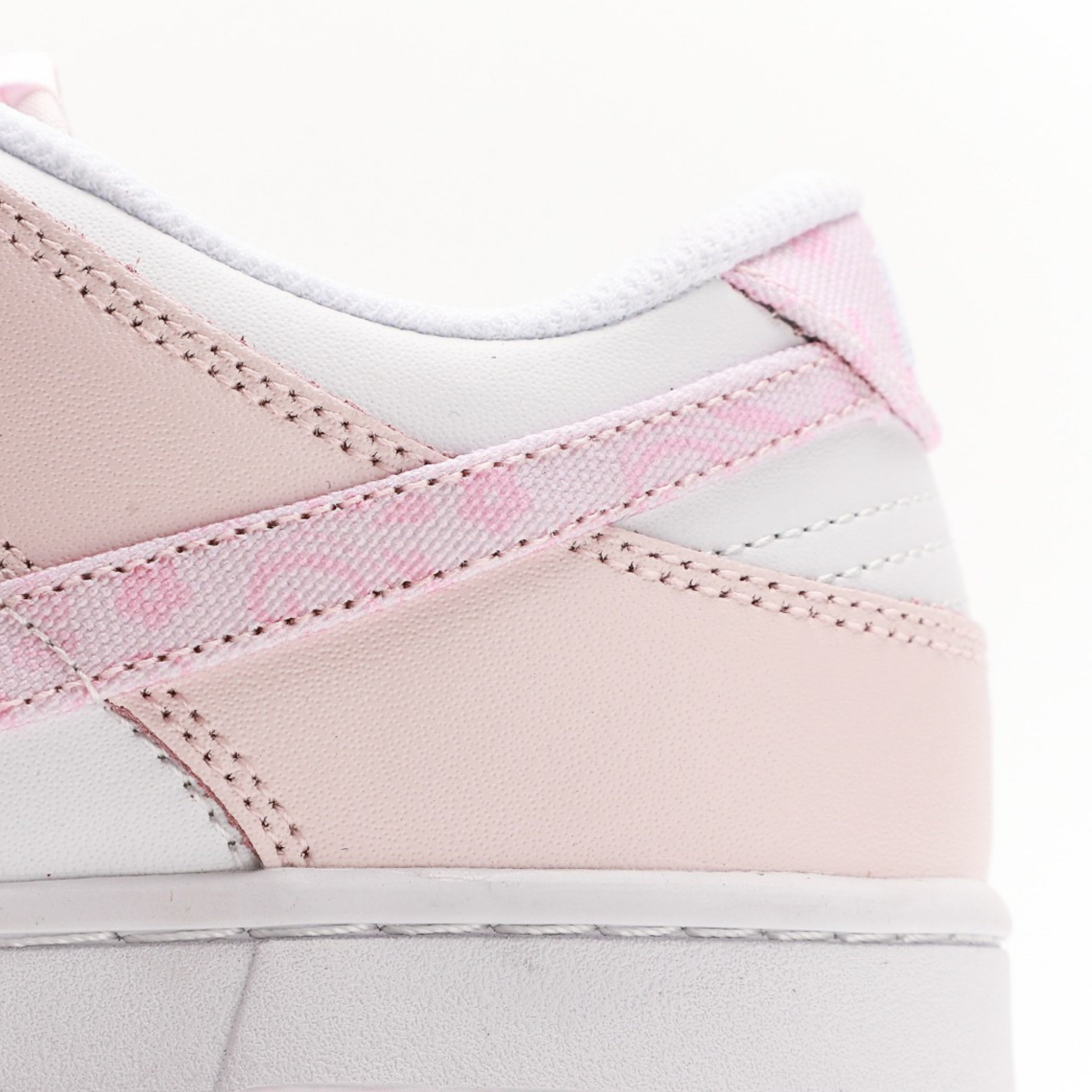 Nike Dunk Low Essential Paisley Pack Pink