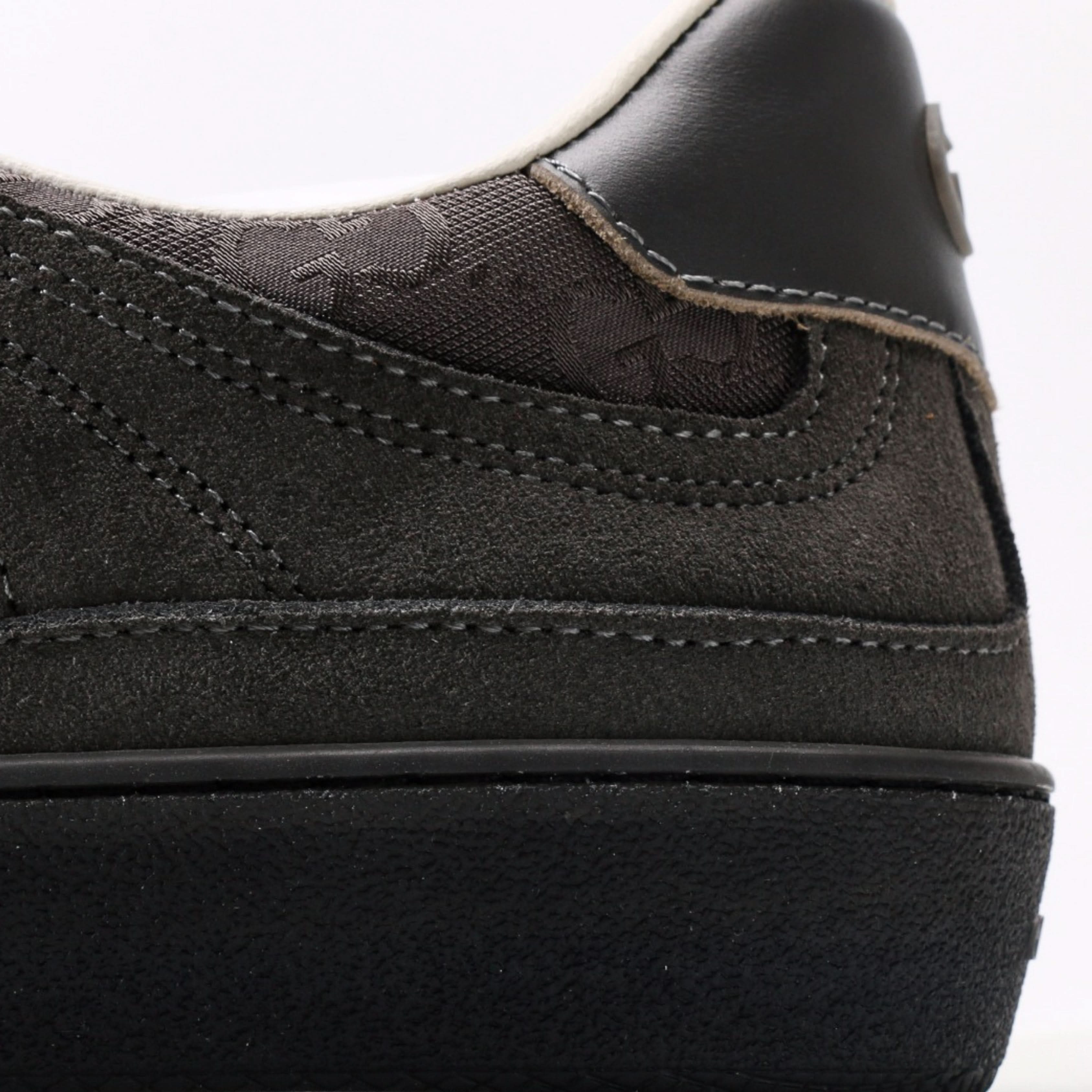 Gucci versatile casual sneakers