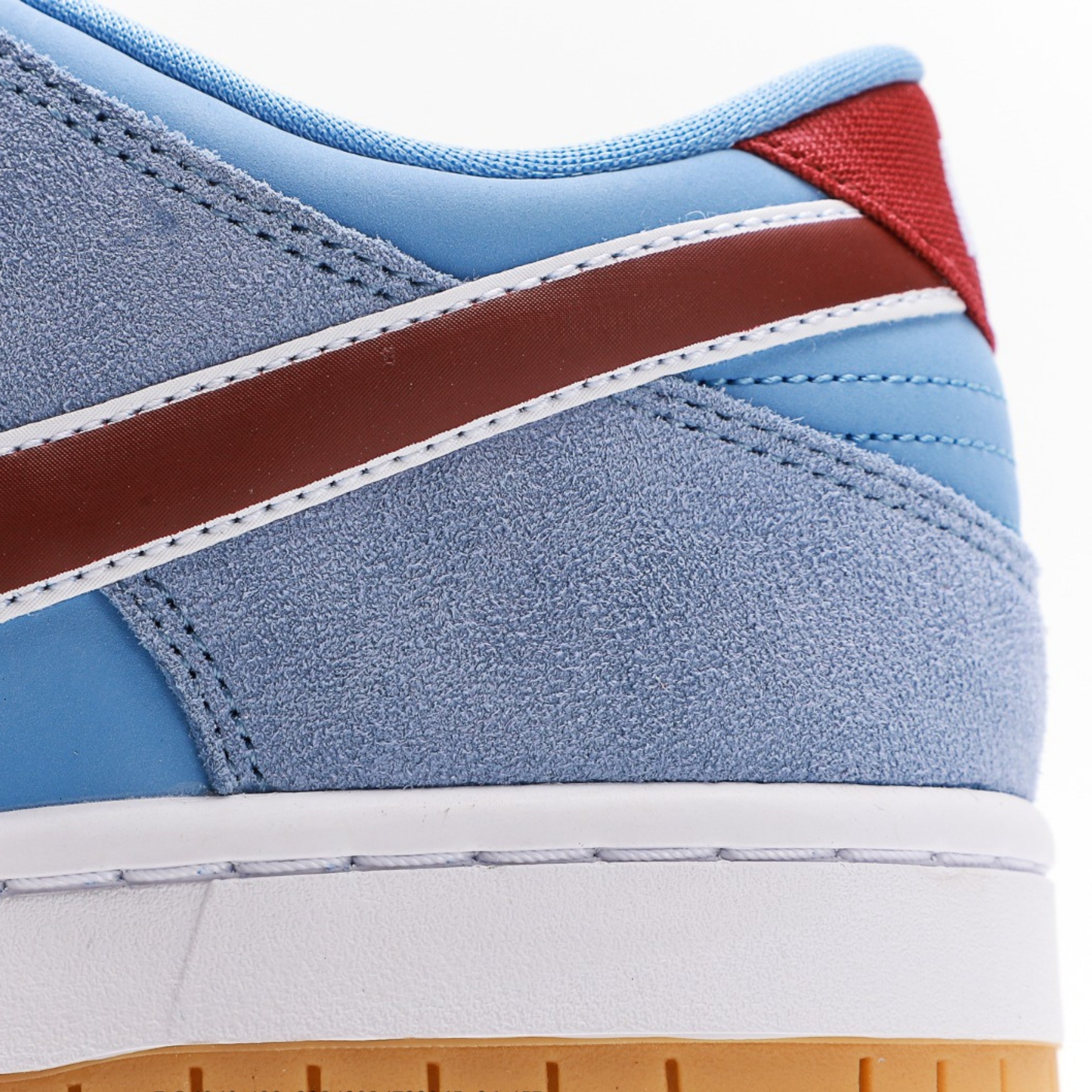 Nike SB Dunk Low Valour Blue Team Maroon