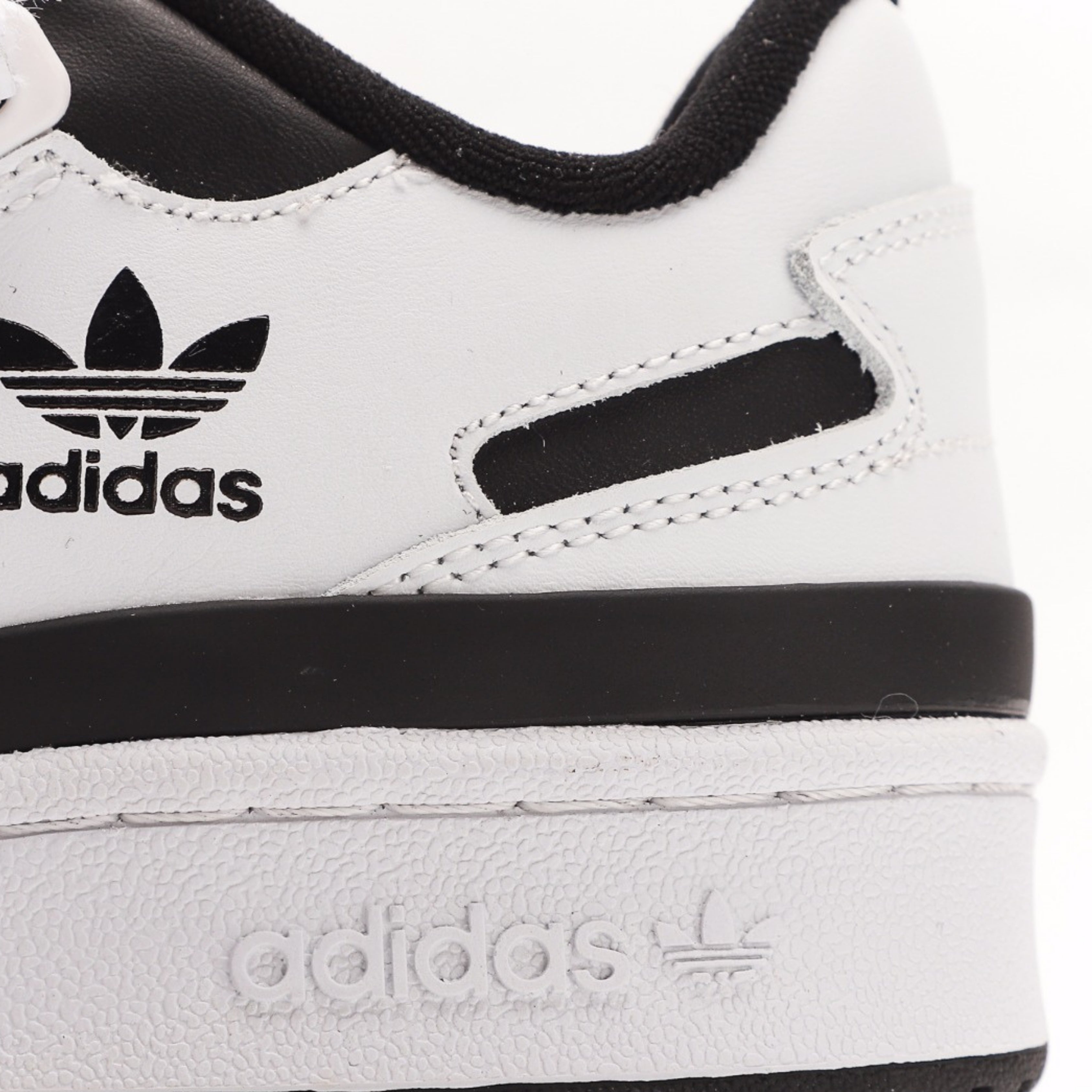 adidas Forum Low White Black