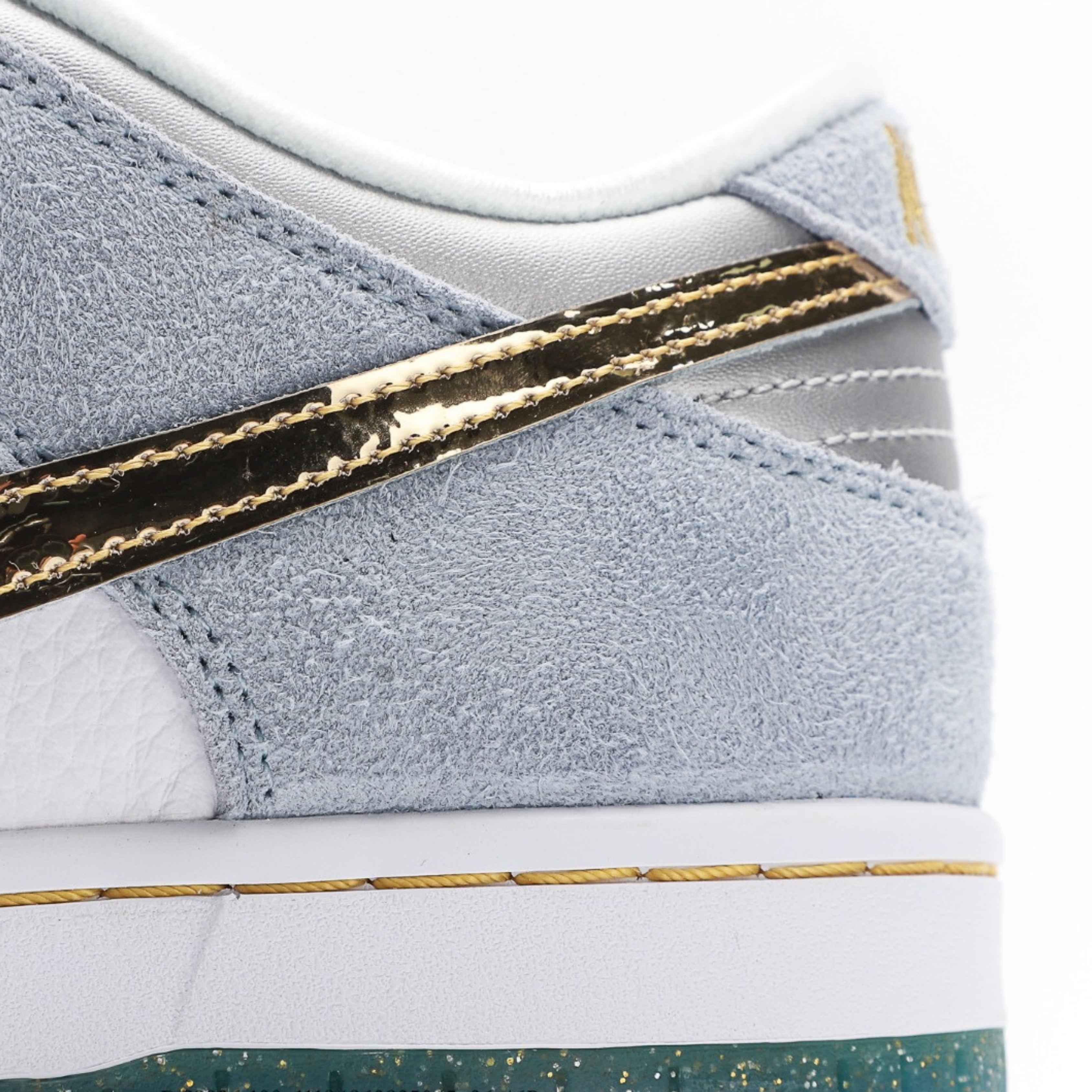 Nike SB Dunk Low Sean Cliver